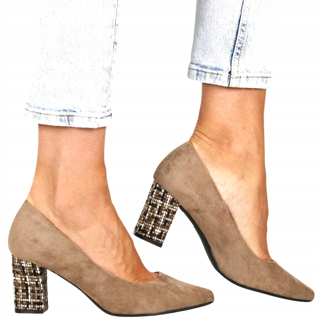 iButy Lodičky Na Podpatku Elegantní Světle Hnědé Semišové Ozdobné Podpatky