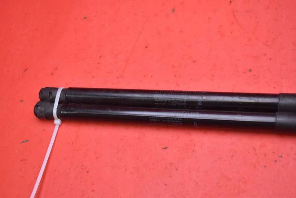 damper SILOWNIKI bonnets HK83-16C826-AA JAGUAR F-PACE X761 16-20