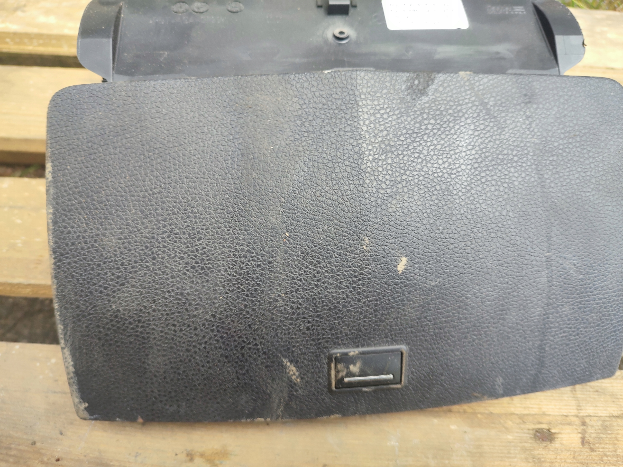 display RADIA passenger compartment MERCEDES C KLASA W204 A2048204297