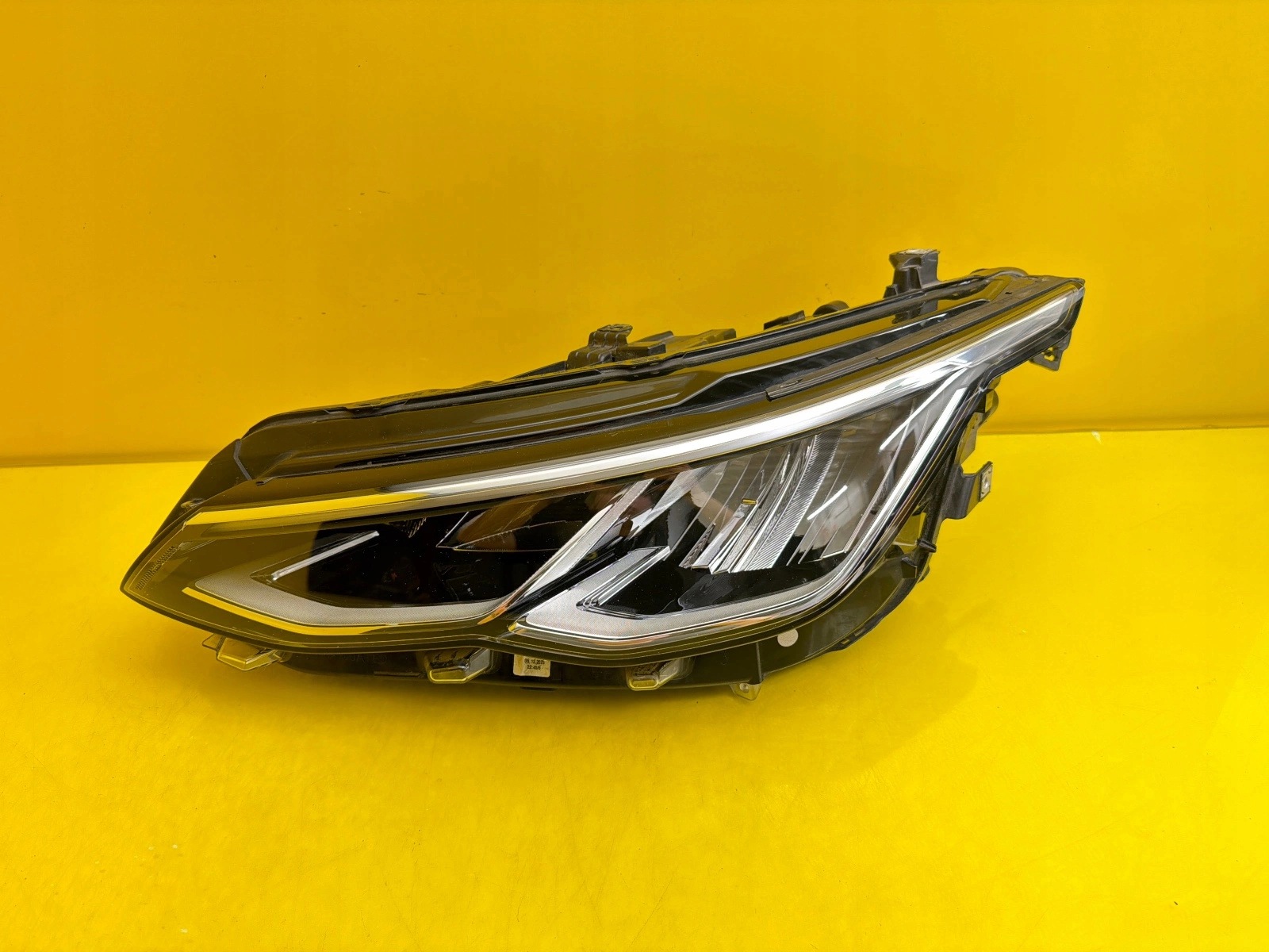 light left front VW Golf VIII 8 5H1941005C Led 2019