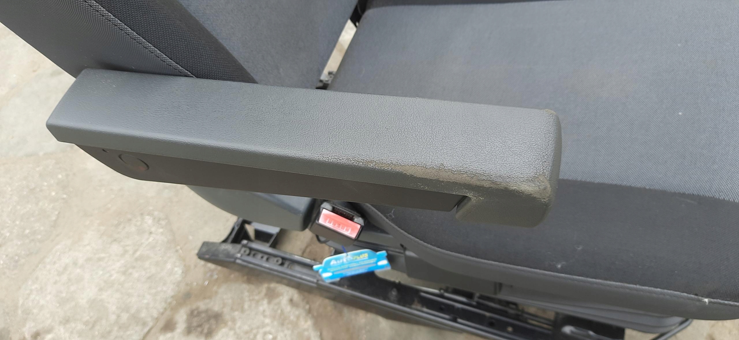 кресло водители передний левый renault MASTER III FL IV