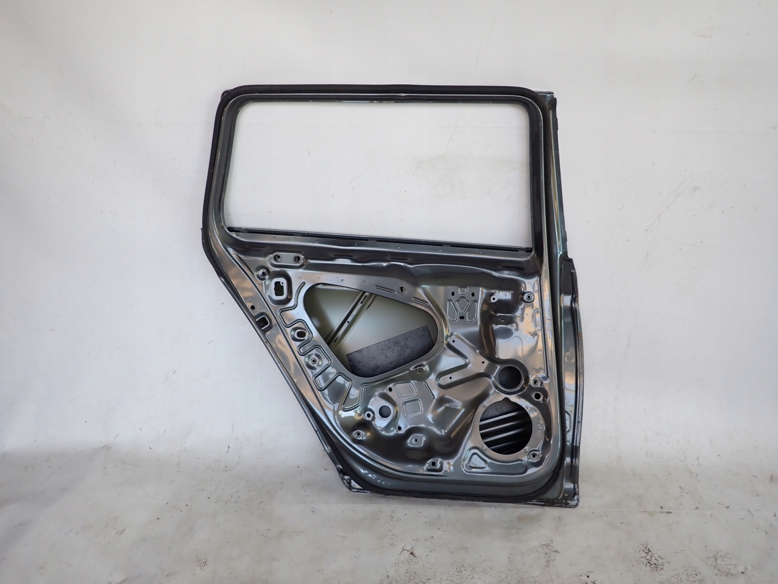 VW PASSAT B8 3G0 KOMBI 14- Tür links heck hinten