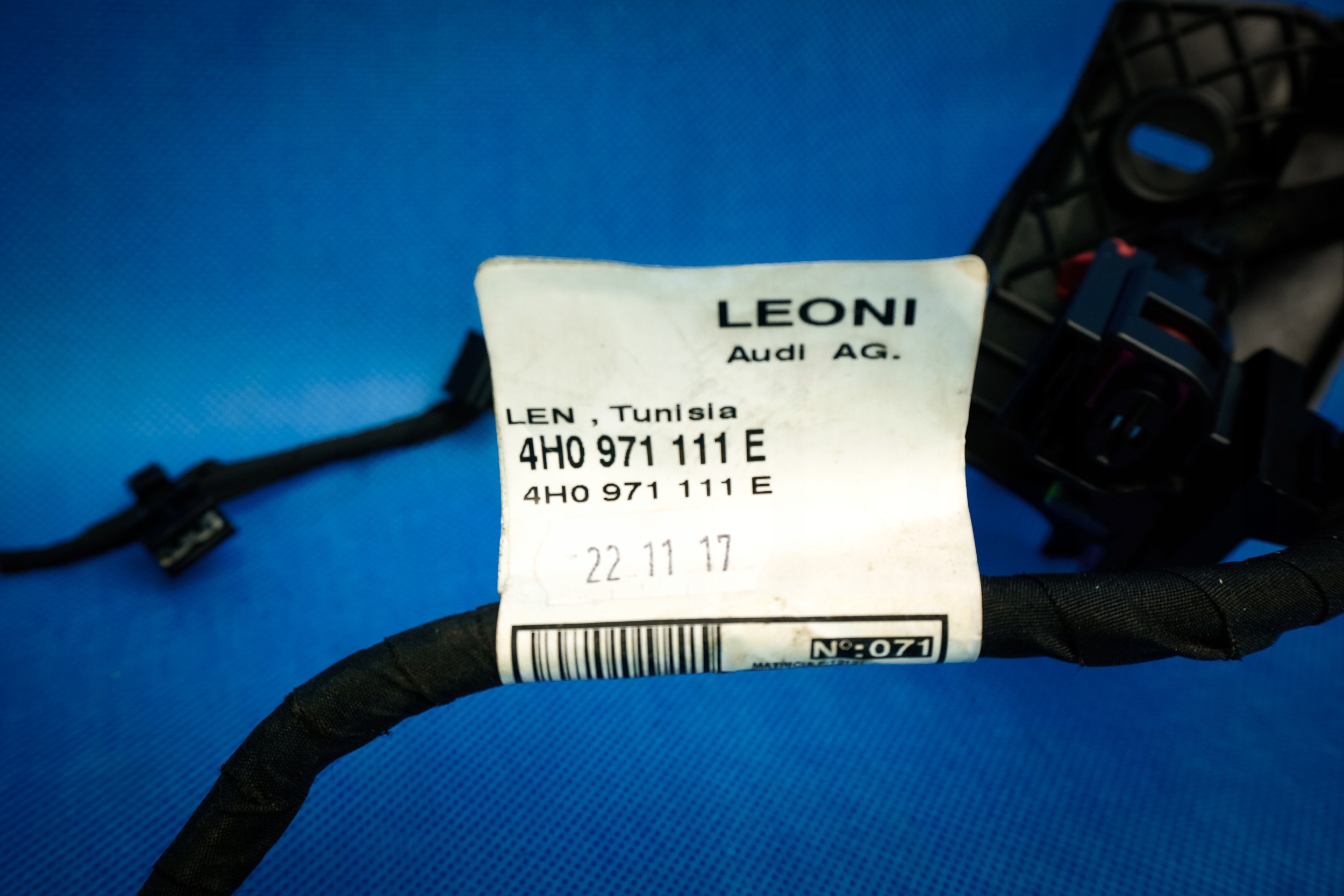 bundle of control Audi A8 S8 4H 4H0971111E