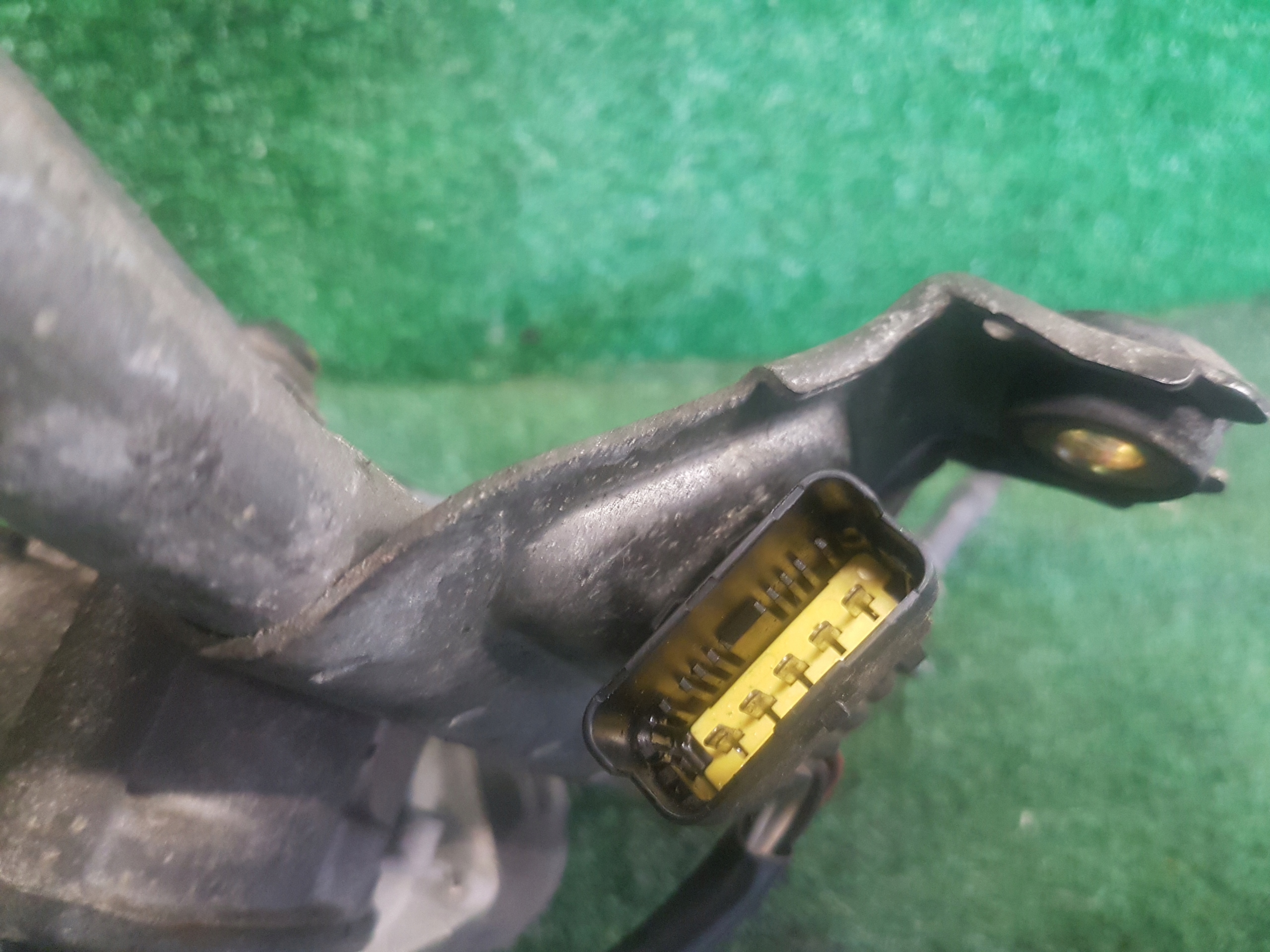 wiper mechanism front RENAULT TRAFIC 2