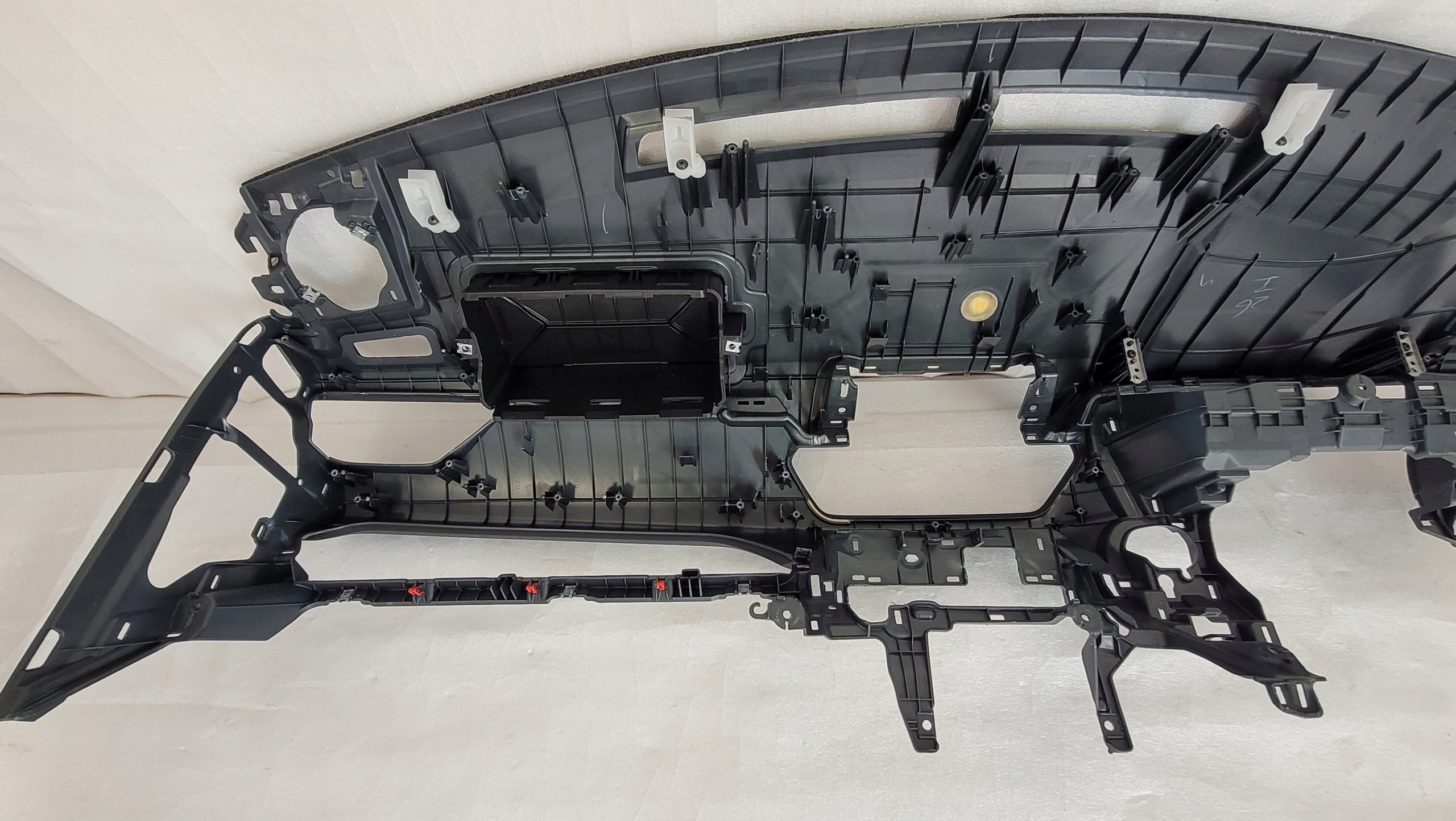 торпеда консоль TOYOTA RAV4 V 2019-