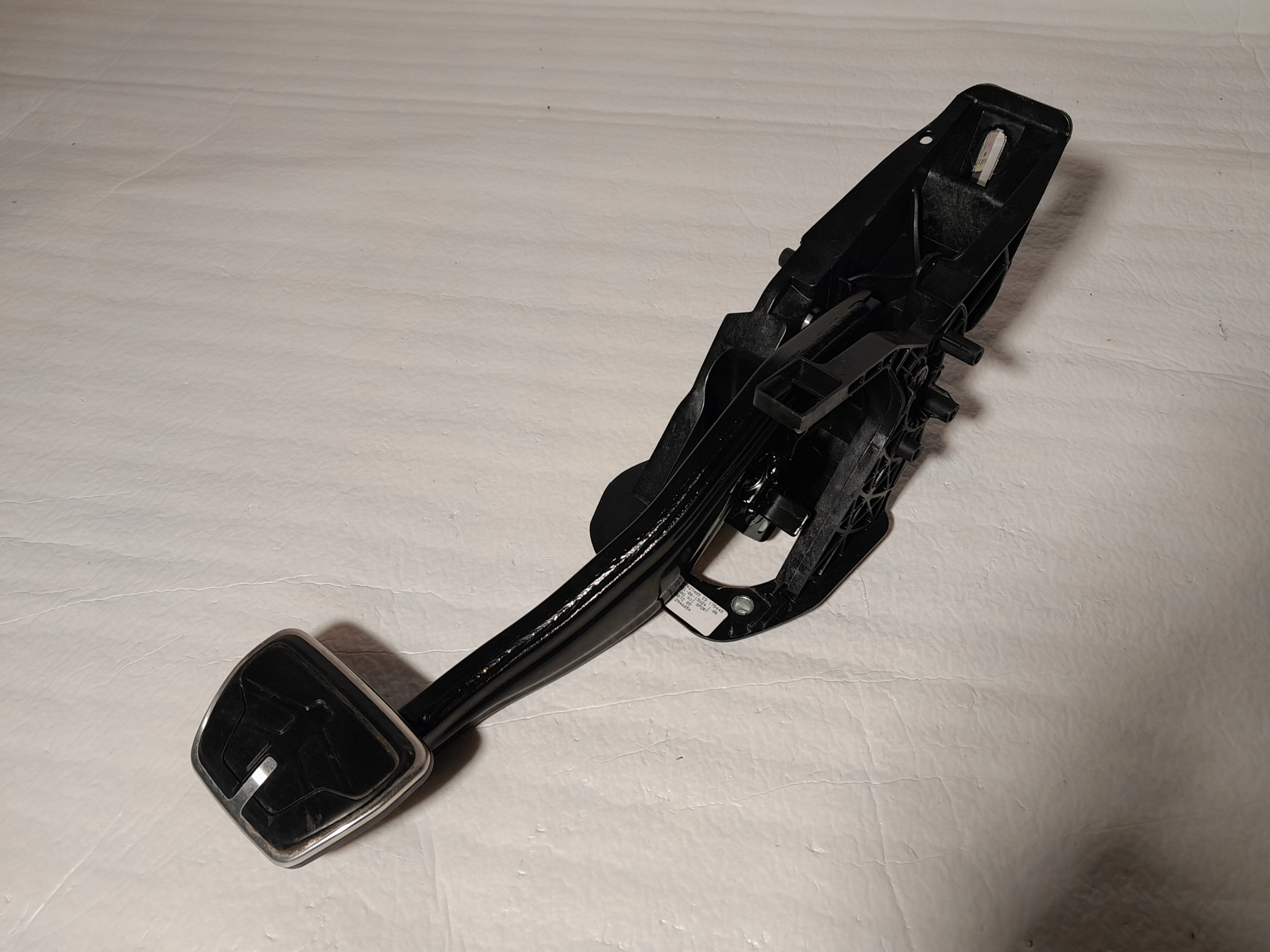 BMW 7 G11 LCI Support PEDAL Frein 6874274