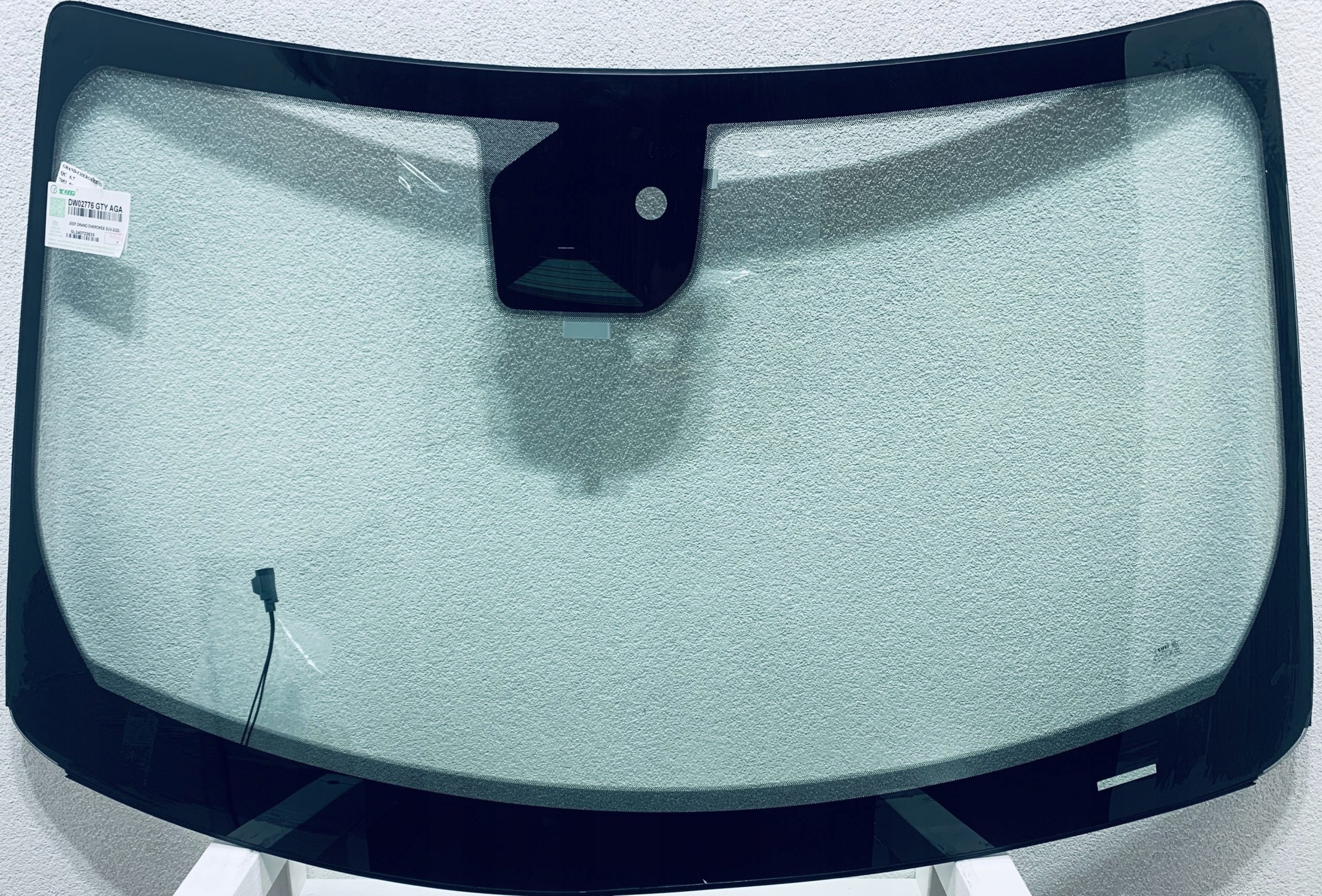 SZYBA CZOŁOWA JEEP GRAND CHEROKEE WL 2022- GRZANA+KAMERA+SENS