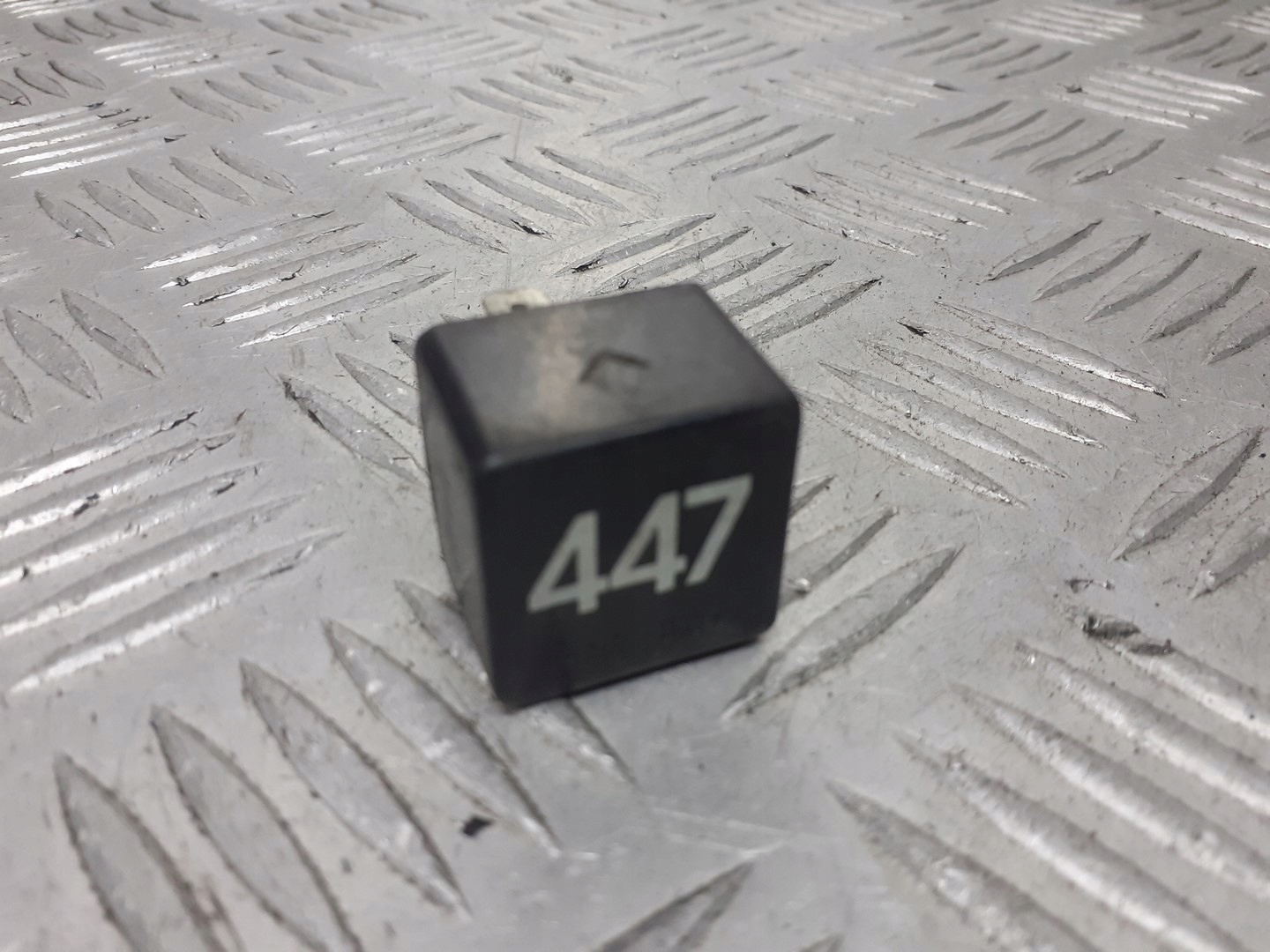 PRZEKAŹNIK SKODA FELICIA 6U0906061A