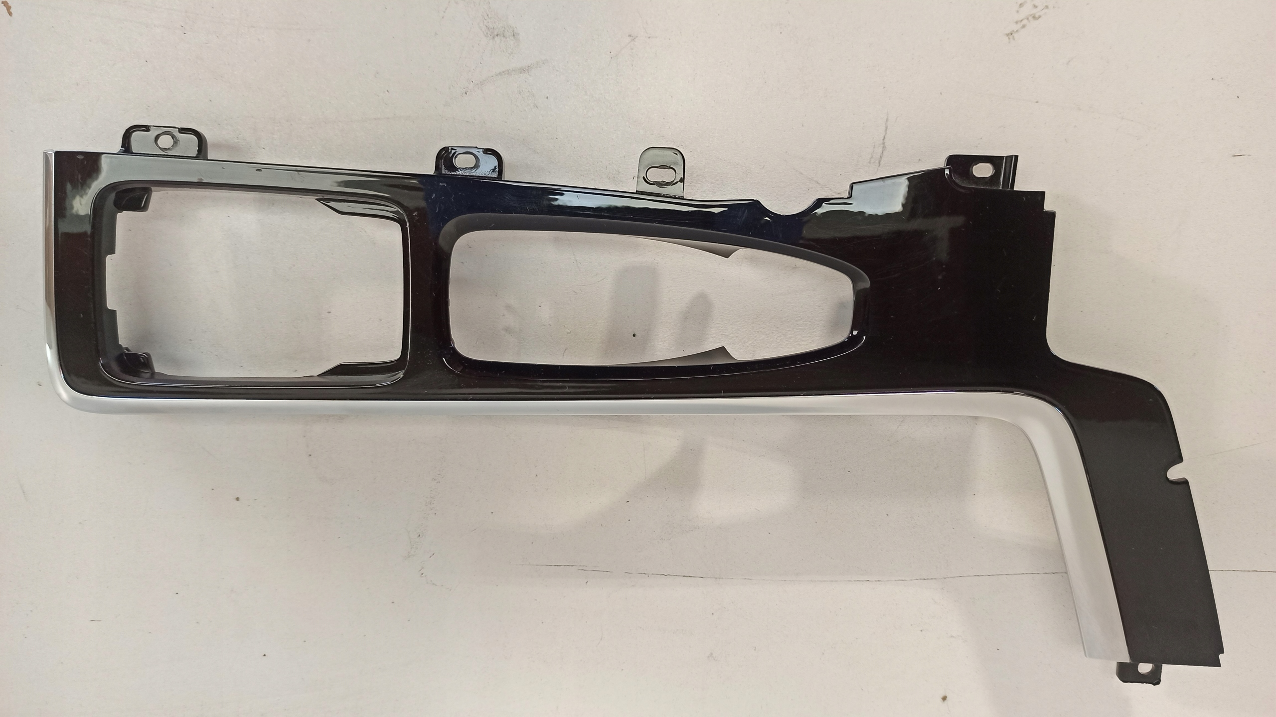 VOLVO V60 туннельная рамка декоративная версия UK 31469368