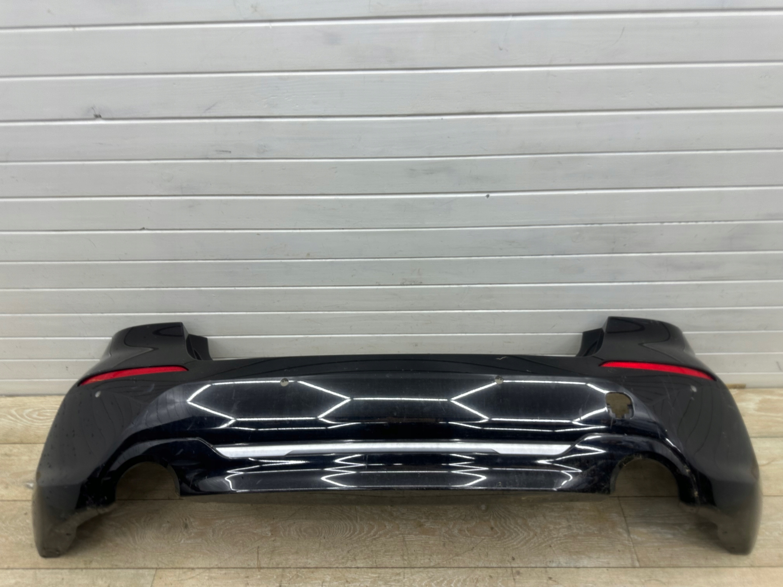 BMW 1 F40 bumper rear part TYLNI