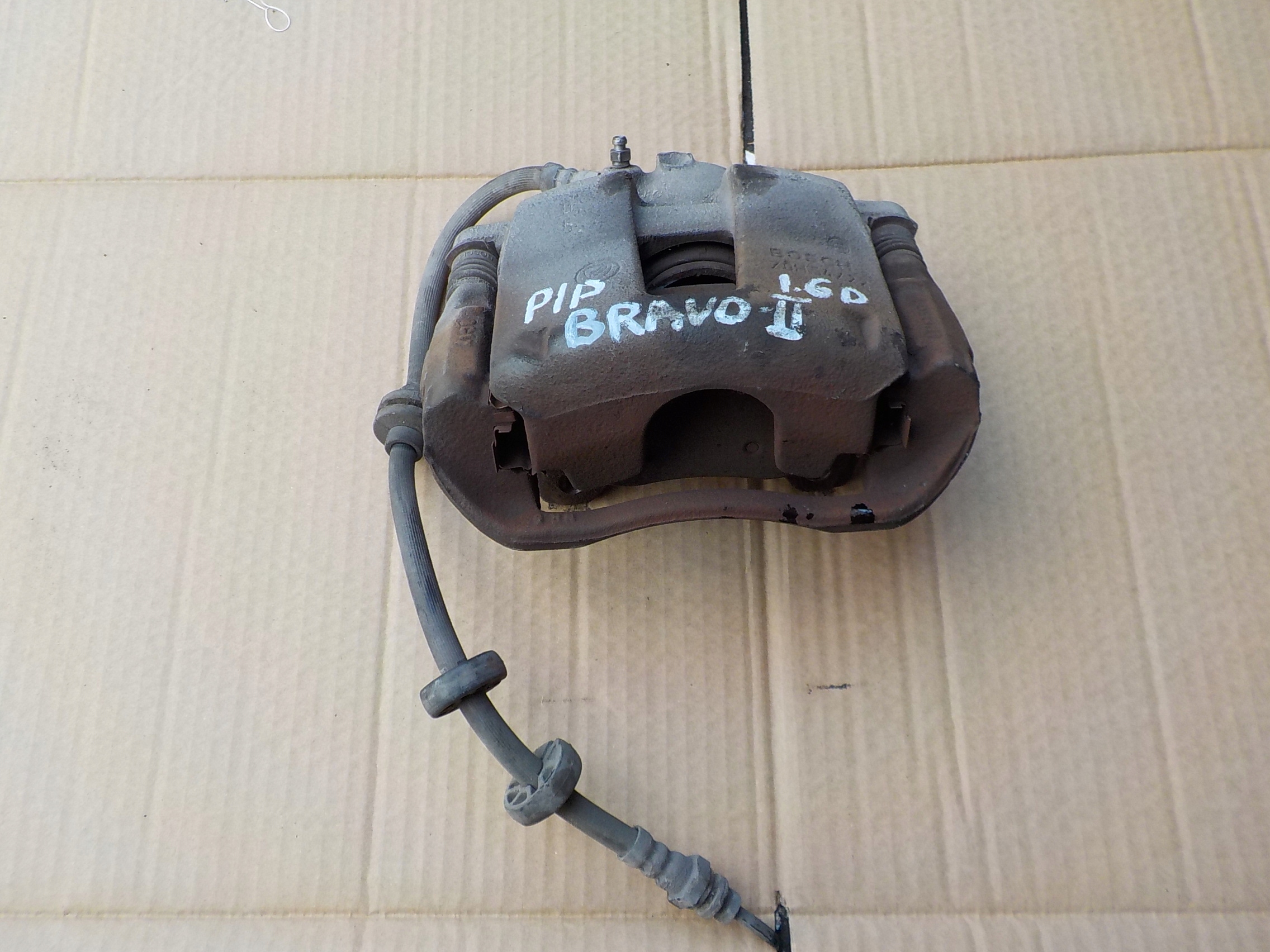 caliper brake right front fiat bravo II 1,6 M-JET 2009r