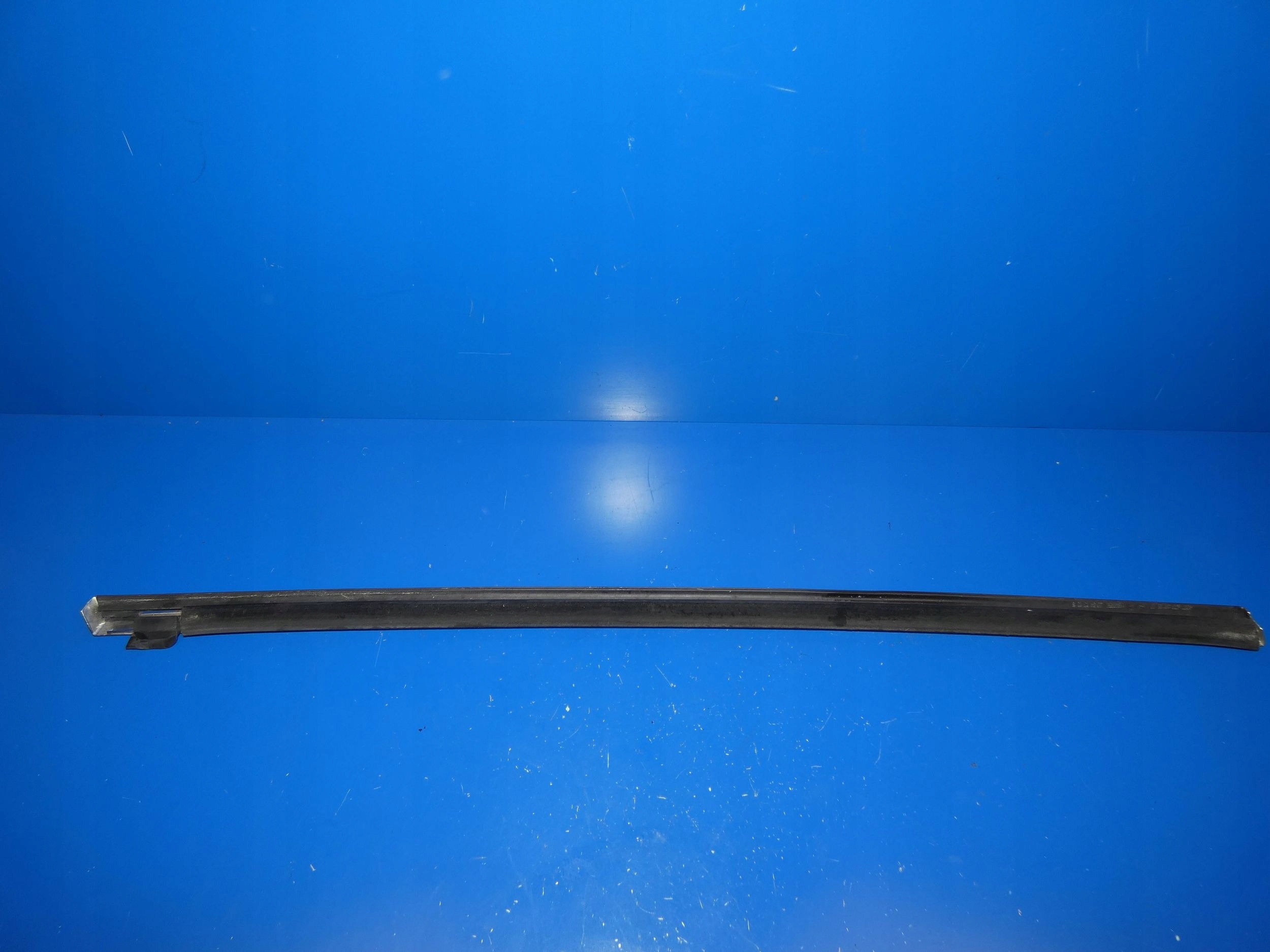 MERCEDES E KLASA W207 CABRIO moulding dust CHROM right right rear part