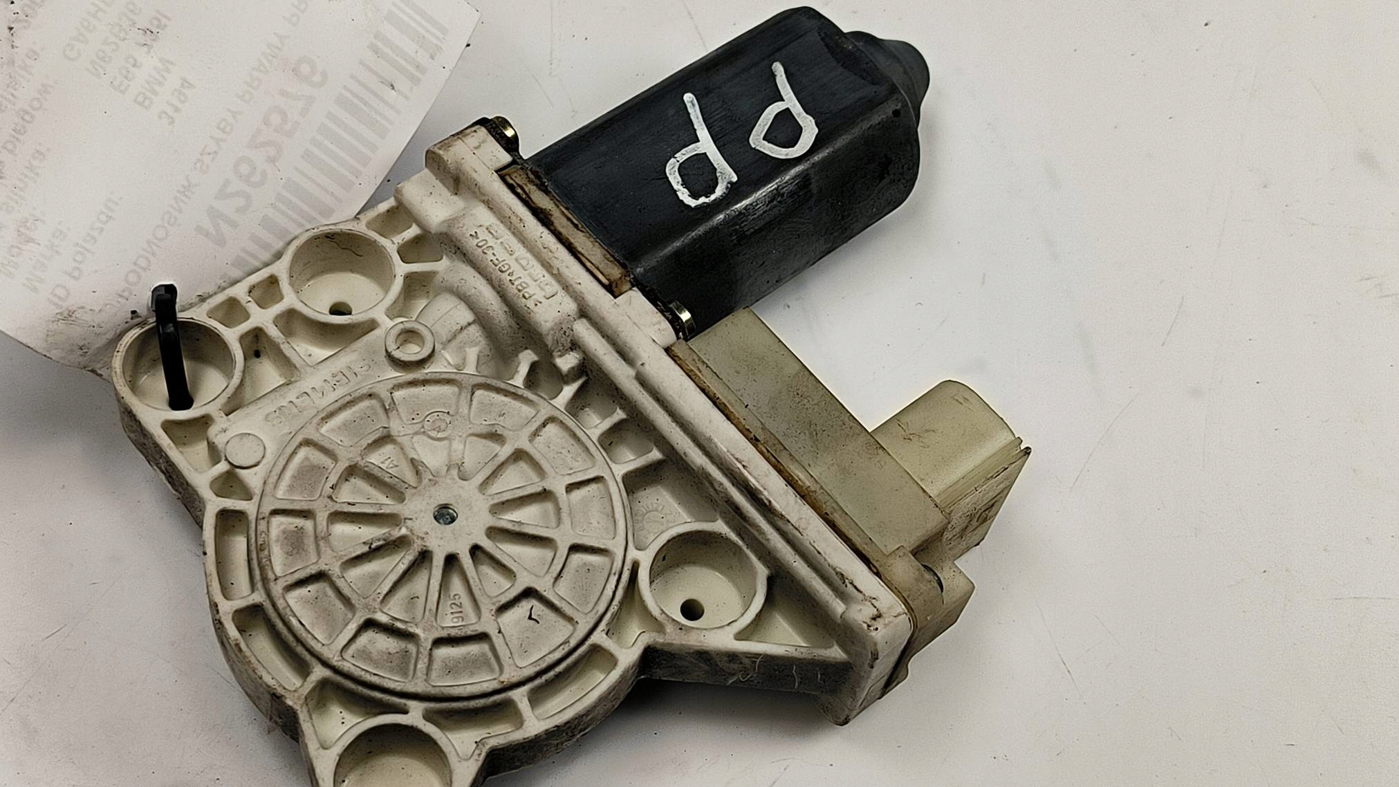mini motor windows right front 67628382 BMW E65 735I