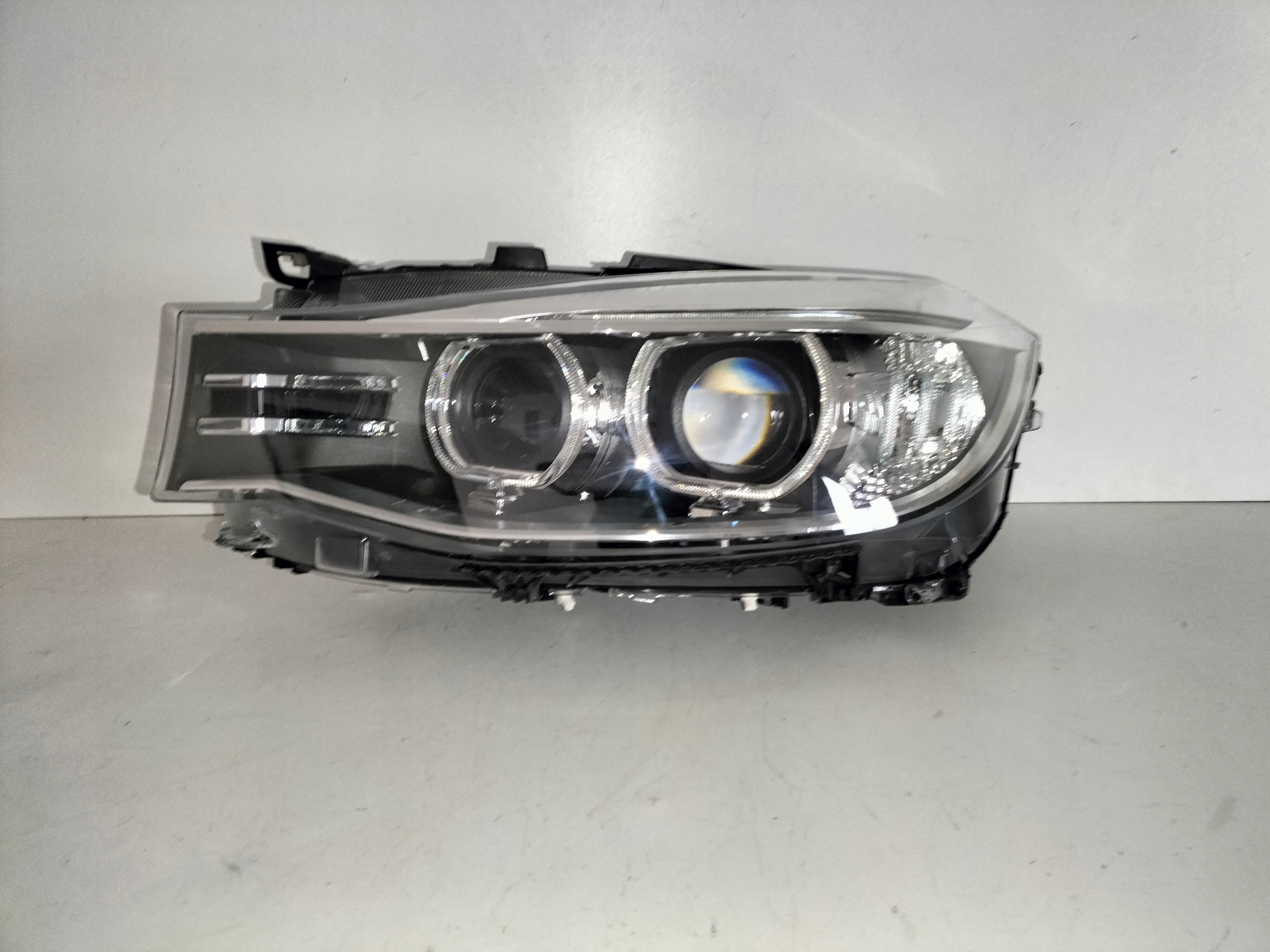 light front reflektor left BMW 3 GT 13-15 XENON