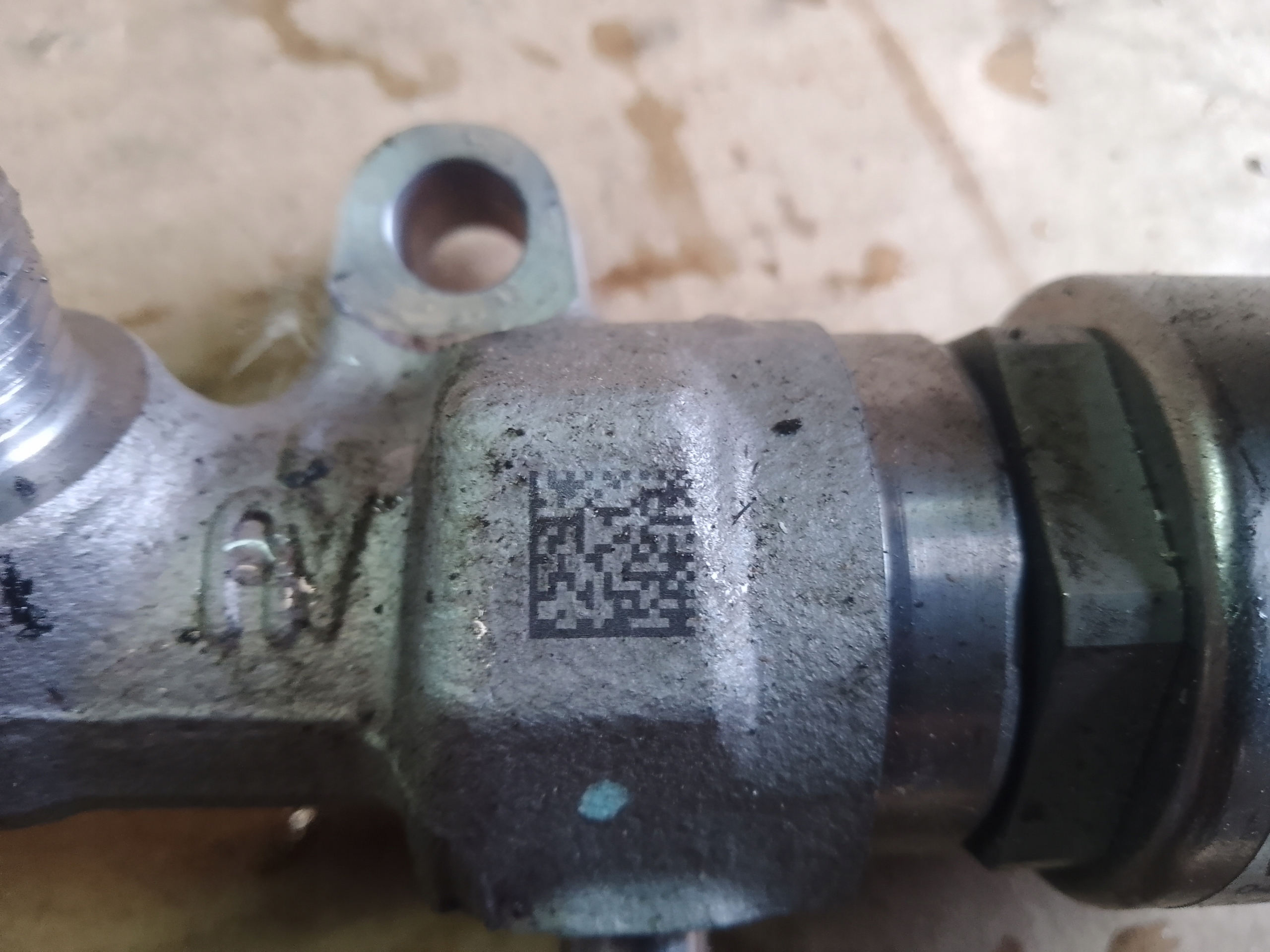 Rampe injection VW AUDI SKODA 2.0TDI 04L130764B