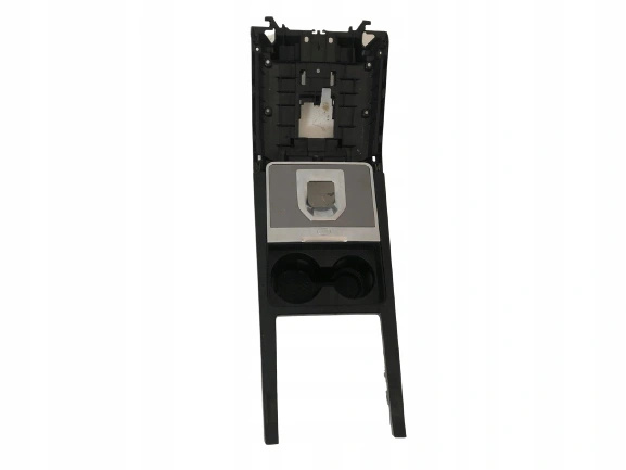 K8D2-045H62-A - RANGE ROVER EVOQUE II L551 туннель панель хром декор