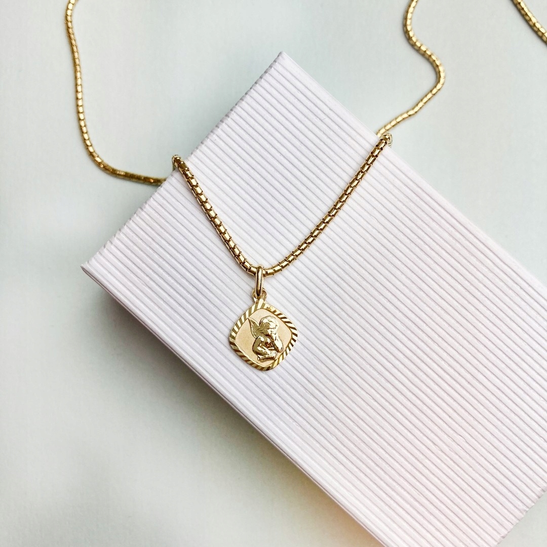 PIĘKNY ZŁOTY MEDALIK Z ANIOŁKIEM 585 ANIOŁ STRÓŻ Kod producenta W014/5-MK