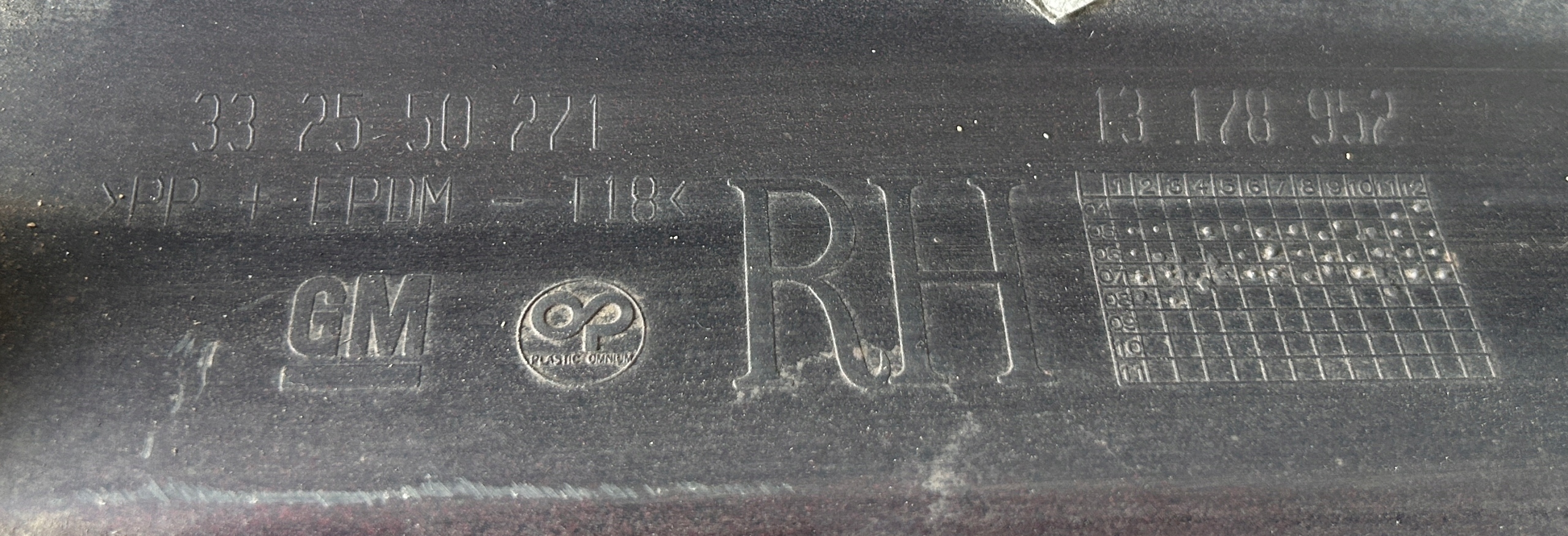 moulding threshold right OPEL VECTRA C LIFT 13178952