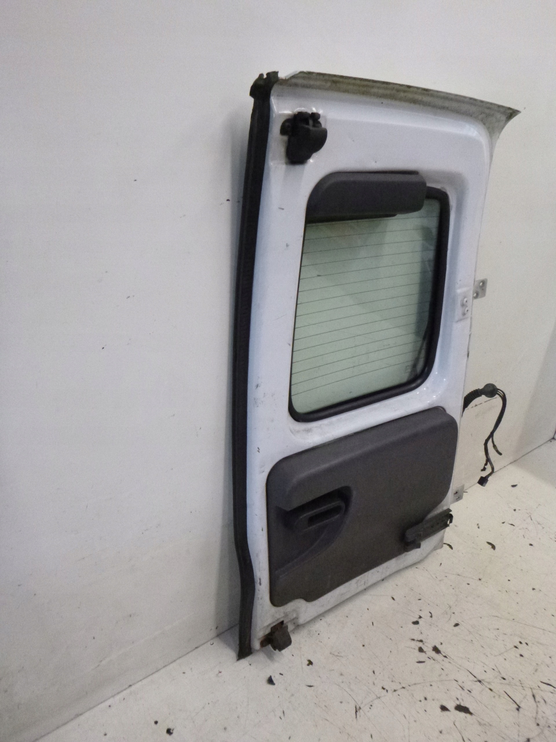 door rear. left Opel Combo 2005r. 02-10