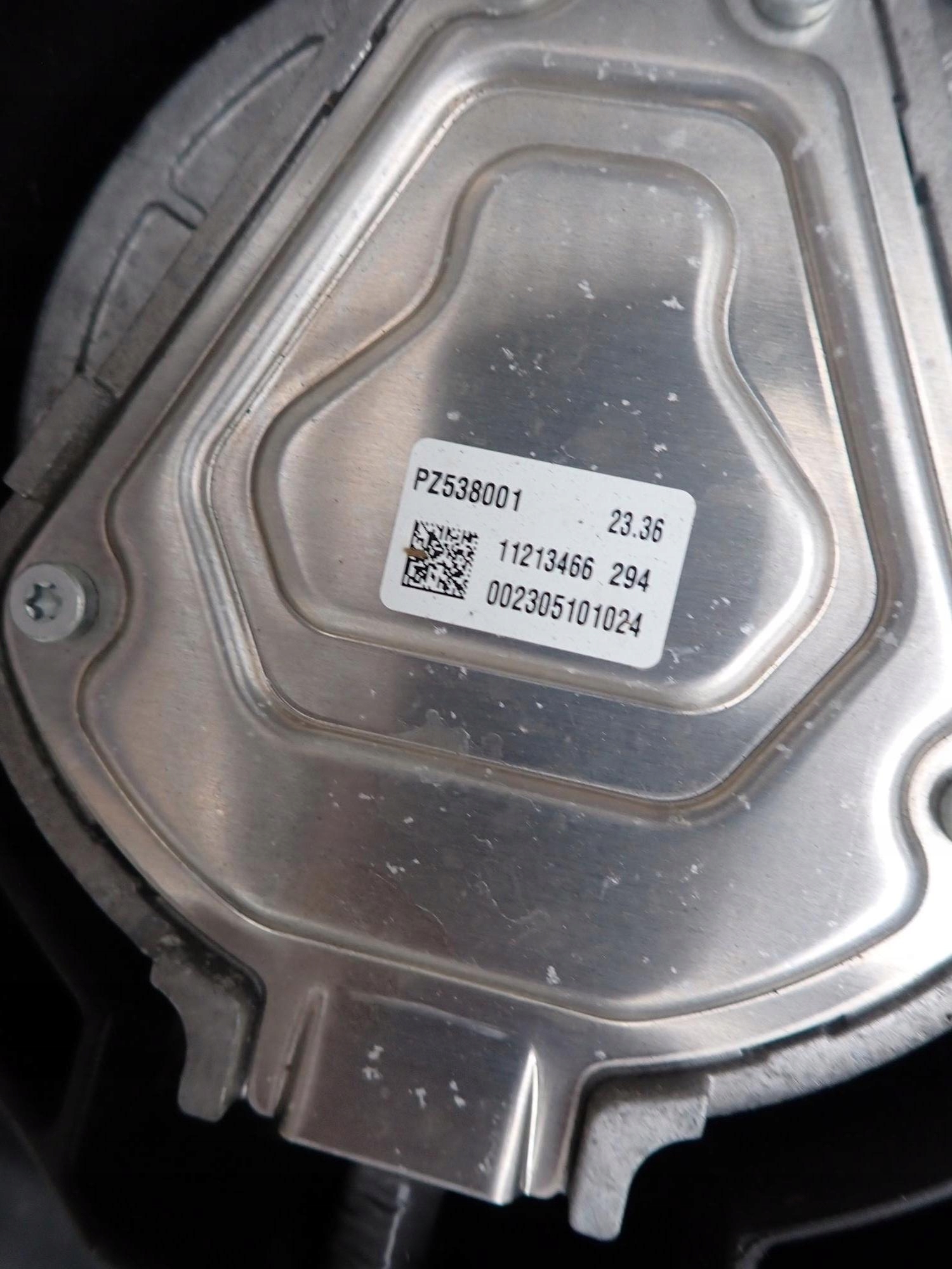 TESLA MODEL Y 20-> priečka Prívod chladič ventilátor vrtuľa