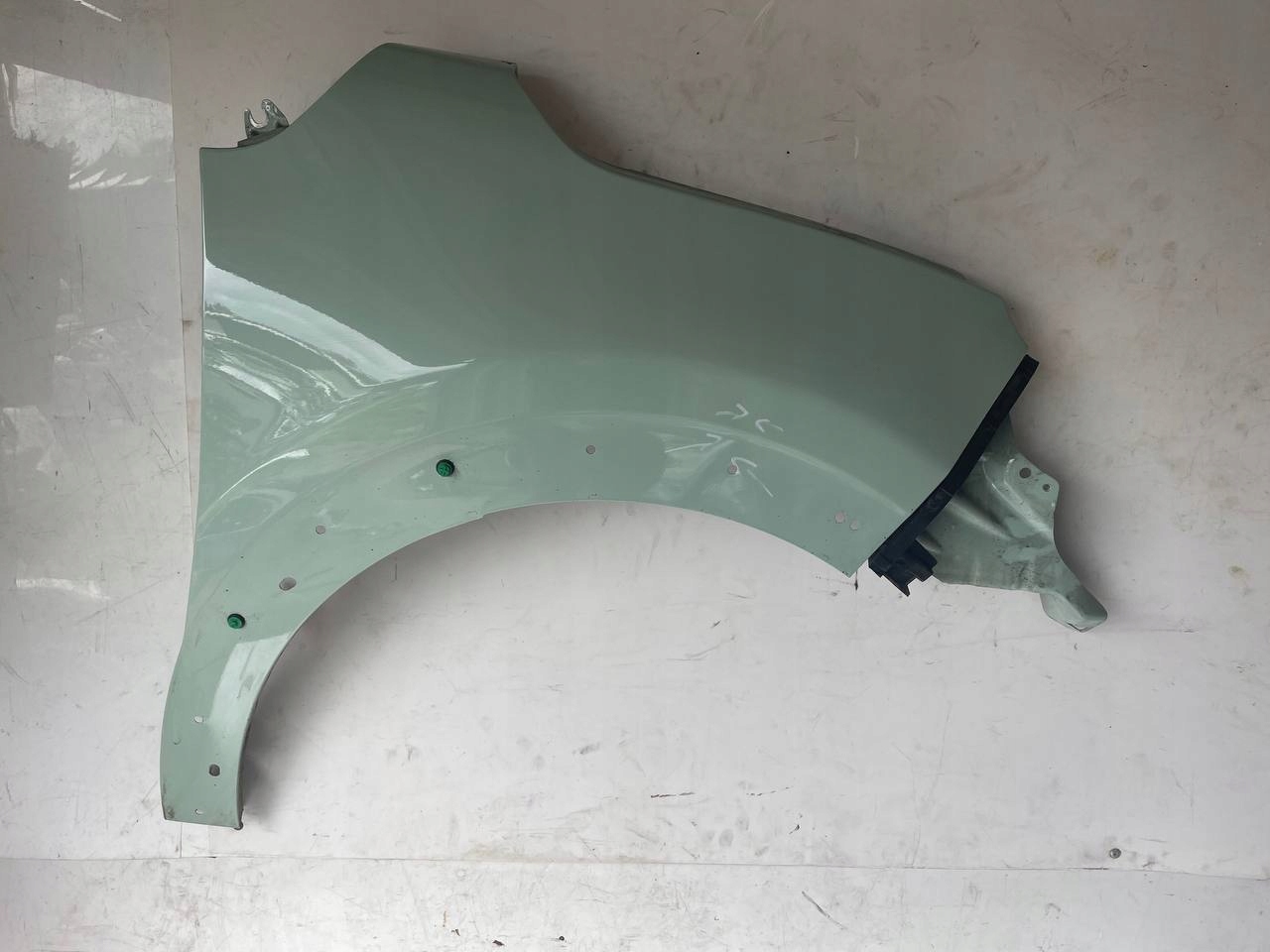 fender right front CITROEN C3 III ELSB