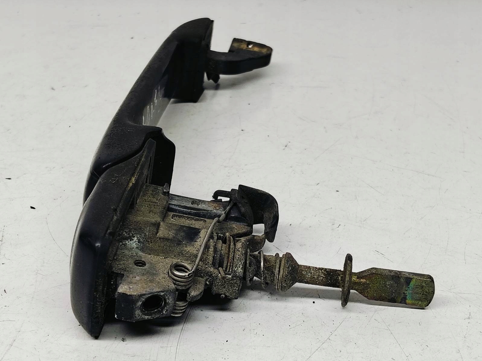 handle door left front VW Golf III 1.6 8V 1H0837209