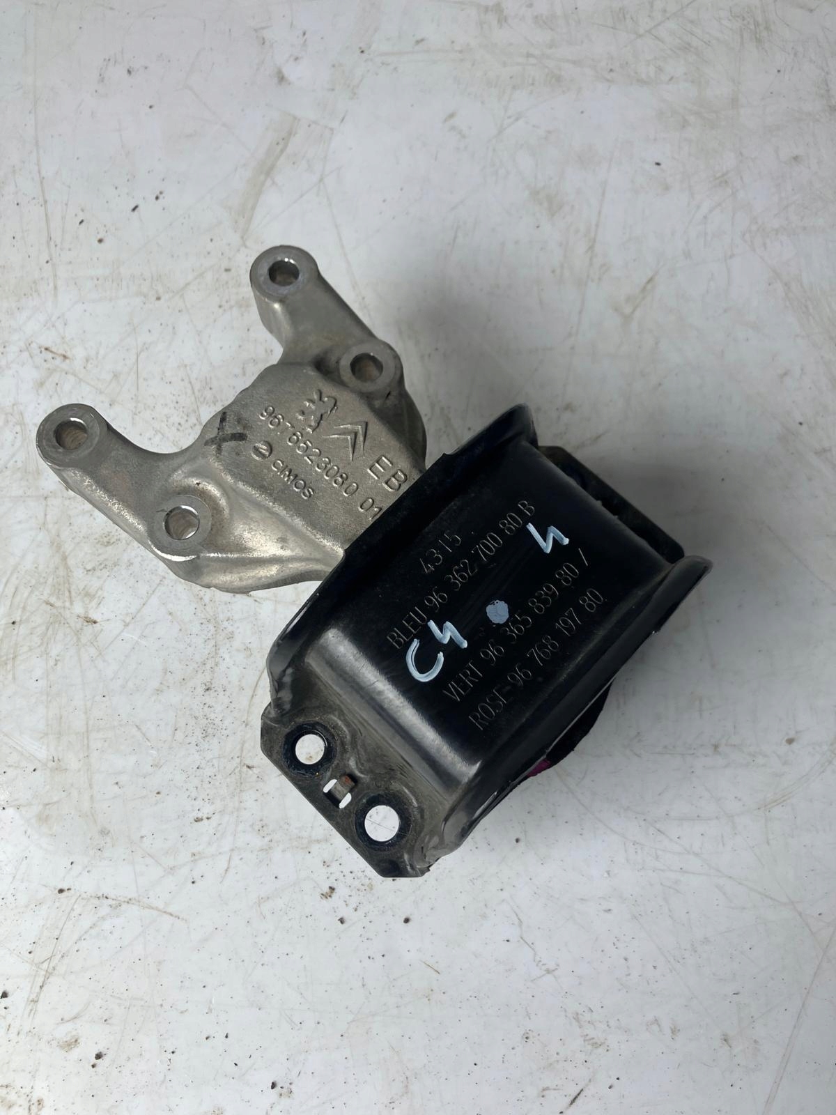 holder engine mount C4 II B7 DS4 1.2 THP