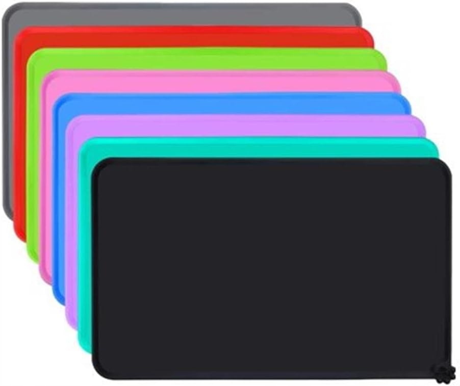 Levně Silikonová Podložka Na Krmení Zvířat 47 x 30 cm Černá Voděodolná