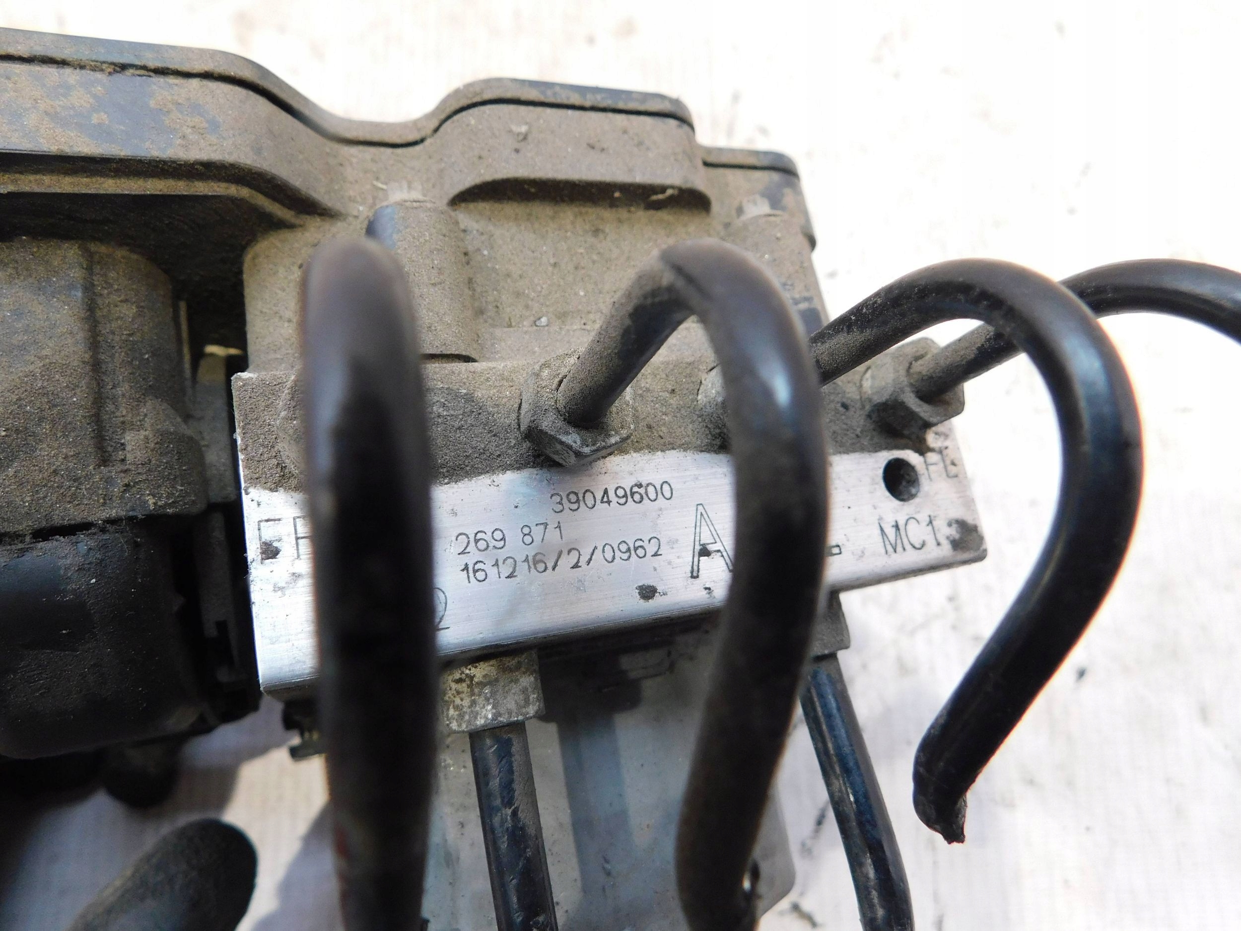 pumpa ABS OPEL CORSA E 39049600