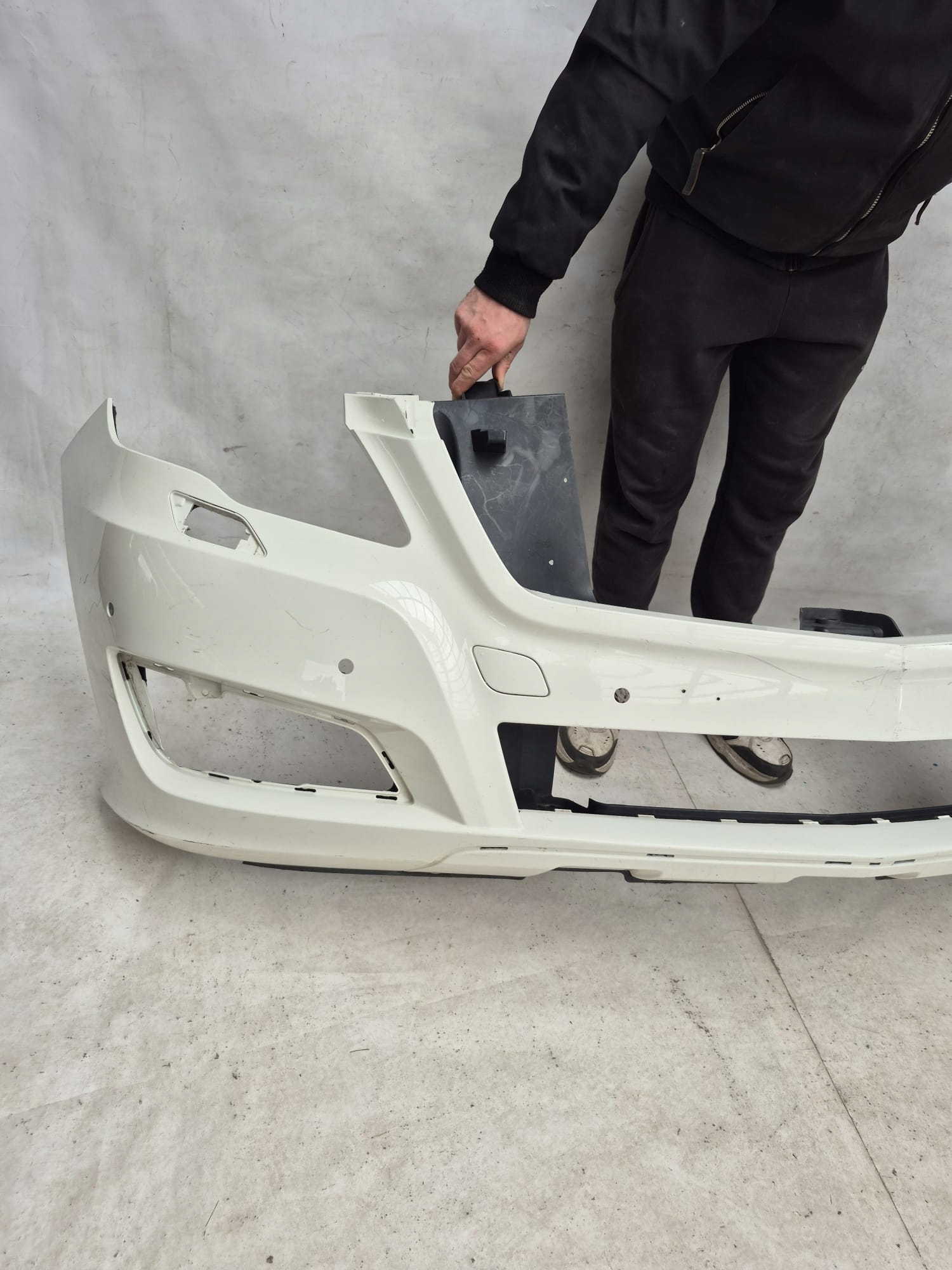 MERCEDES R-KLASA W251 LIFT 09- bumper front front pillar SPR PDC