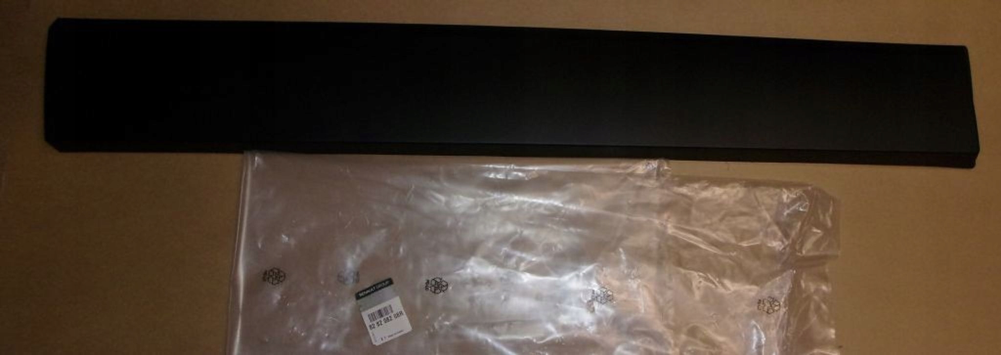 LISTWA DRZWI R TRAFIC III