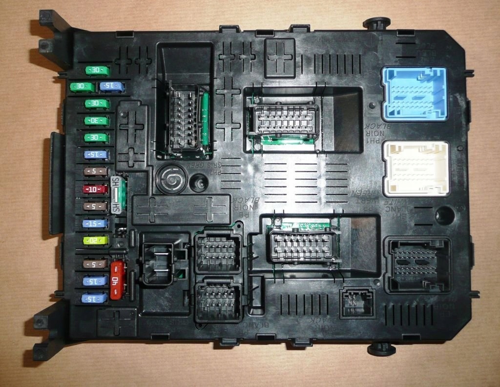 MODUŁ BSI PEUGEOT EXPERT III Producent części PSA