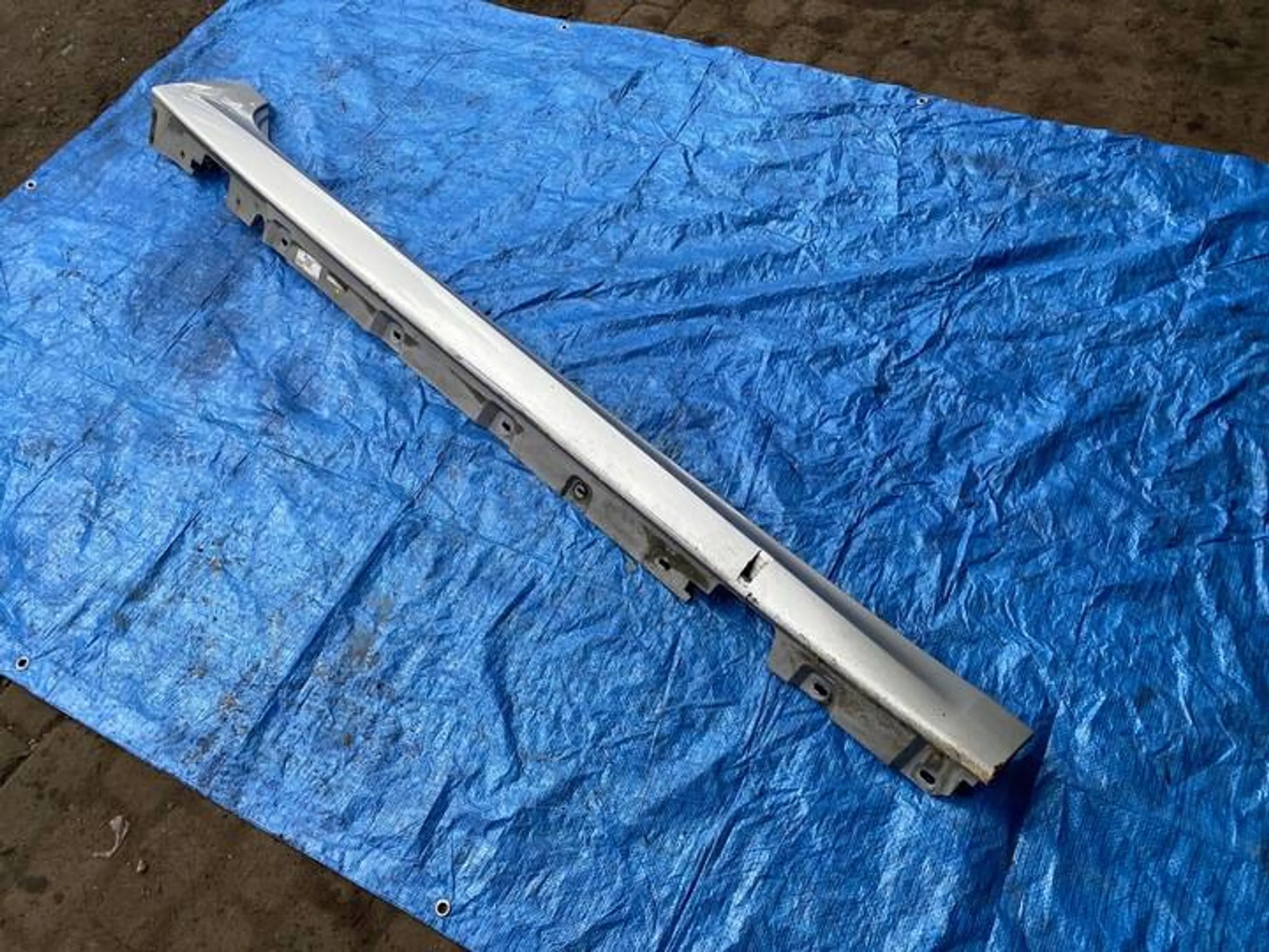 BMWgt F07 ПОРІГ НАКЛАДКА ПОРОГА ПРАВА M НАБІР 354