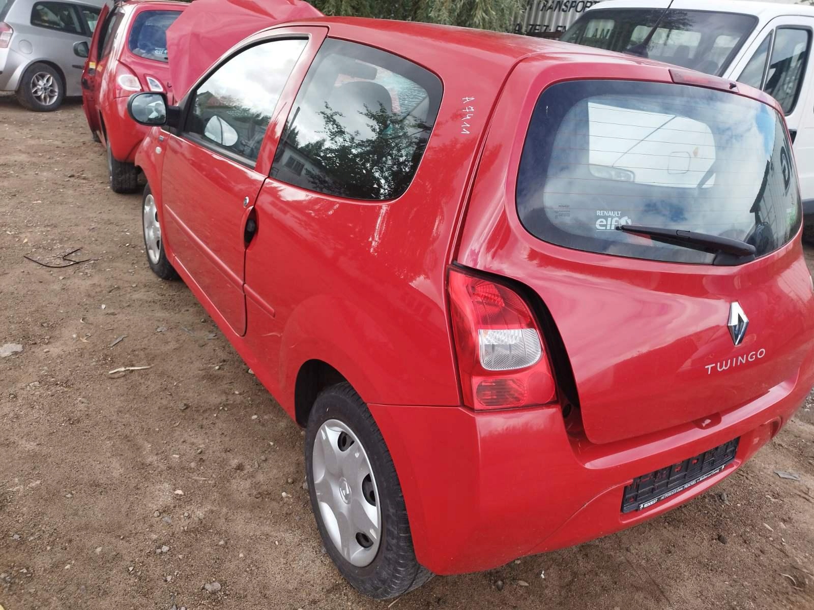 renault TWINGO шланг воды 2011 1.2л