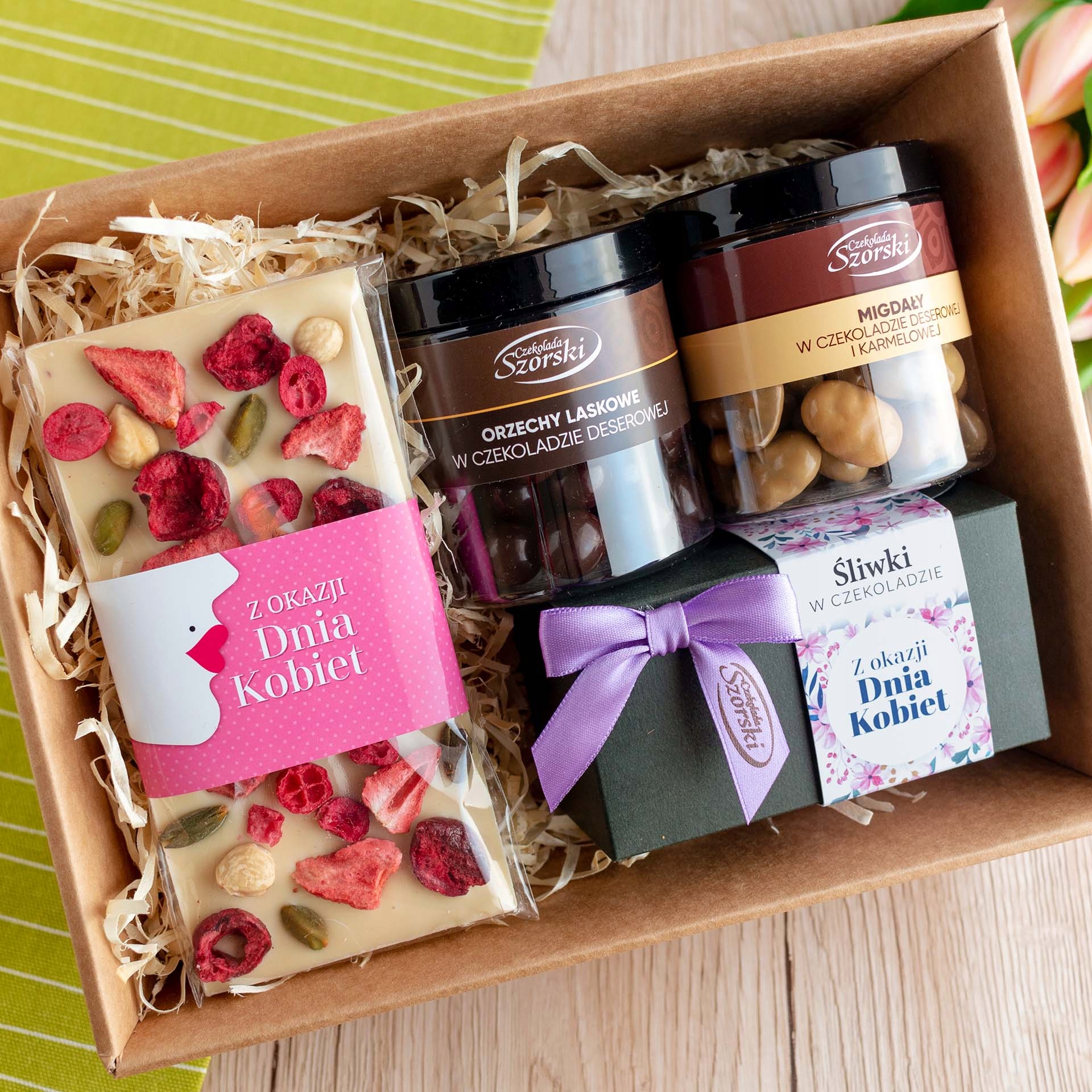 Słodki zestaw prezentowy z okazji Dnia Kobiet