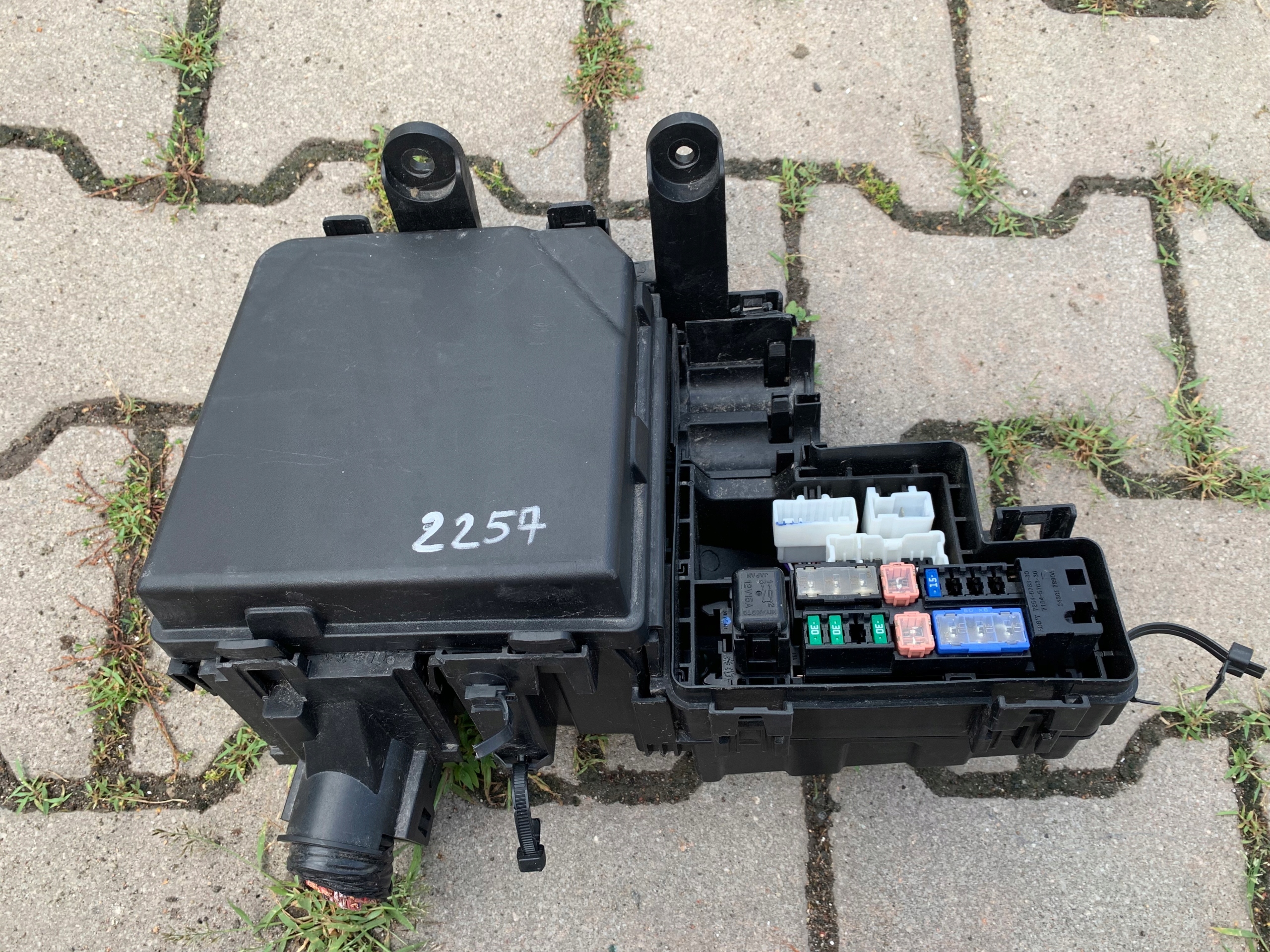 renault KOLEOS II РЕСТАЙЛИНГ блок предохранителей 1.3 TCE