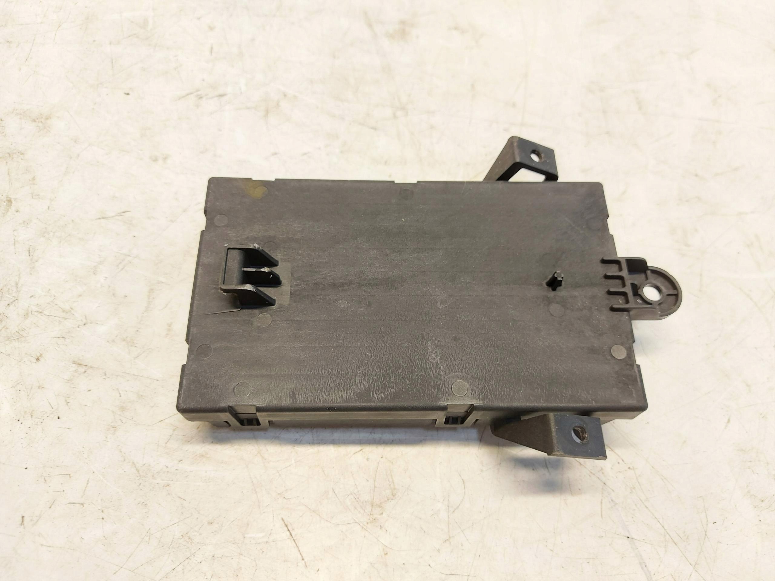 Volvo XC40 Lift Recharge module control unit seat 32346100
