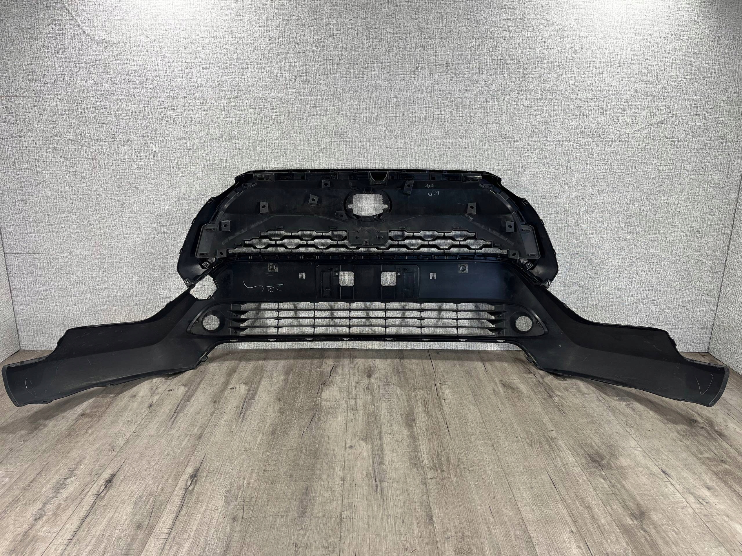 TOYOTA COROLLA CROSS 2022 -> bumper accessories grid front 52129-16030