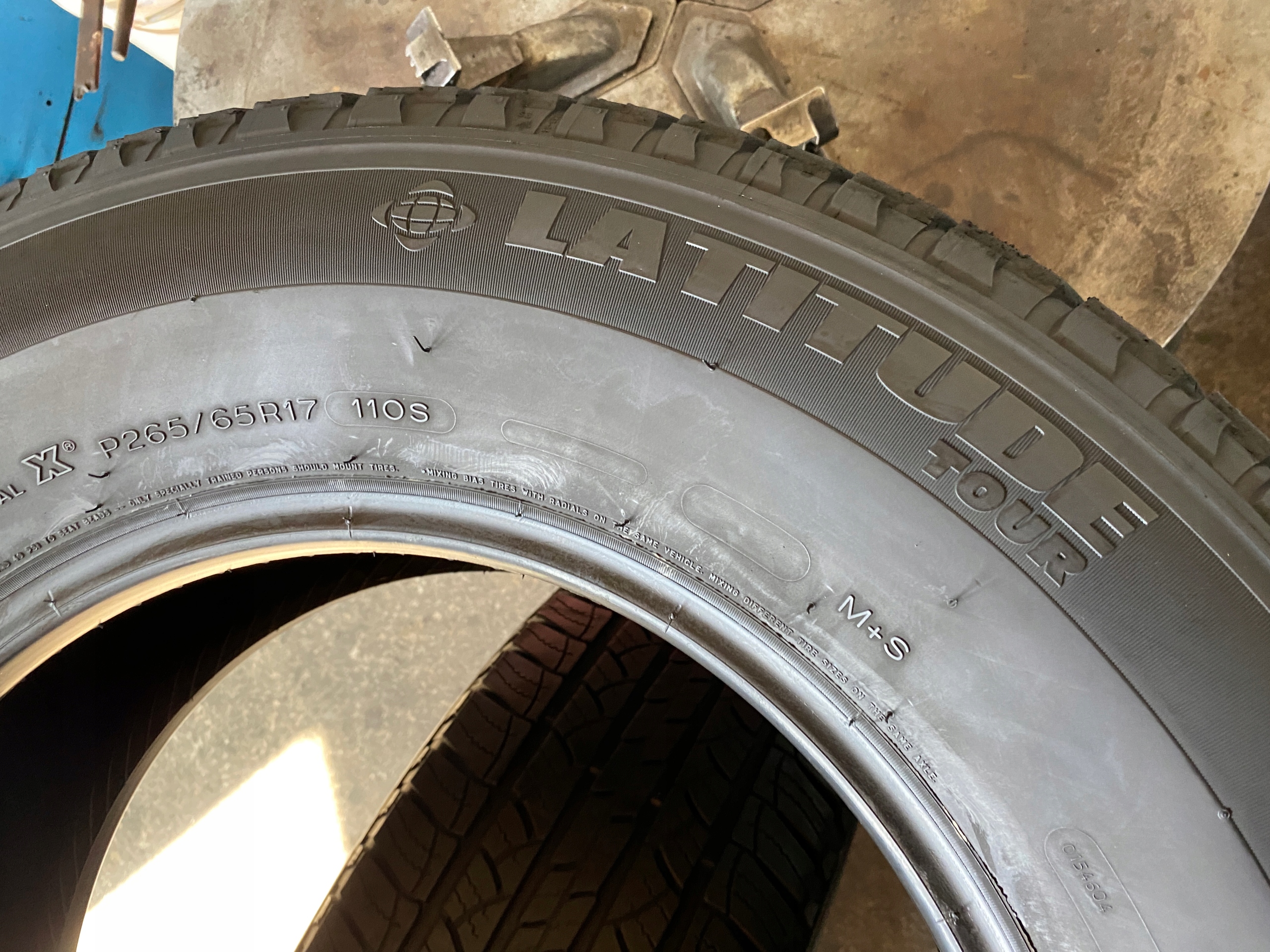 2 tyres summer 265/65R17 Michelin Latitude Tour 6mm