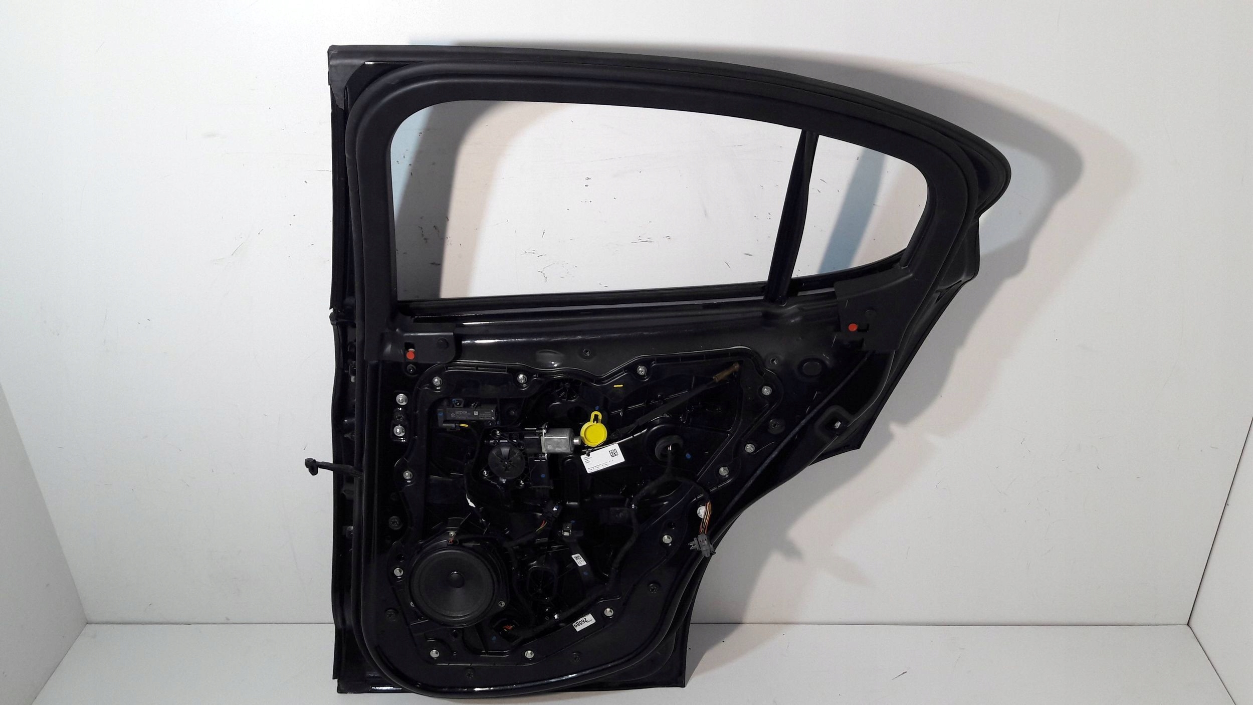 Alfa Romeo Stelvio door rear. right (T318)