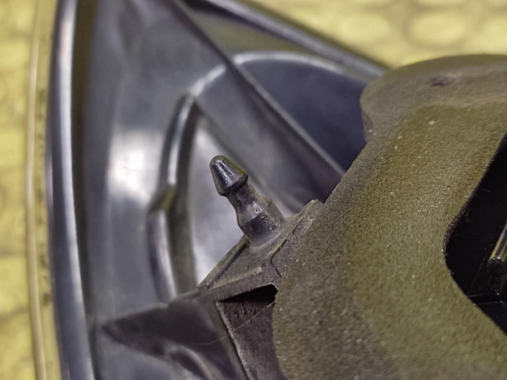 MAZDA 3 světlo pravý záď