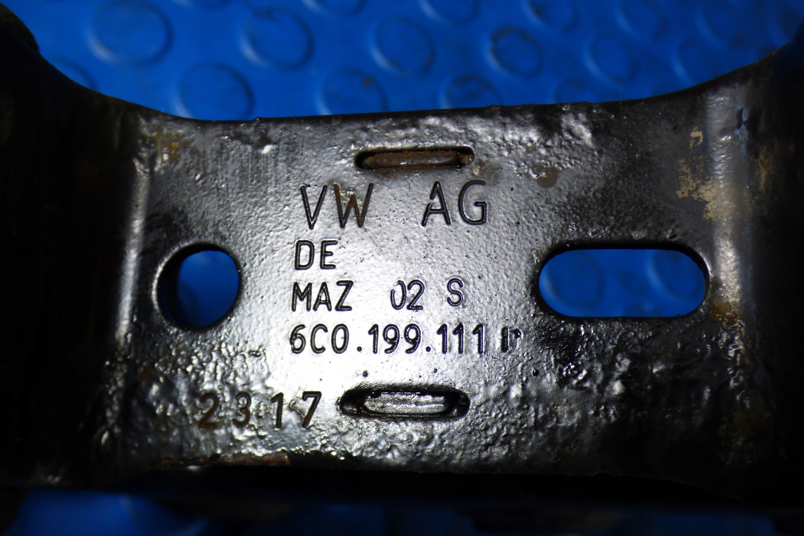 getriebehalter getriebe 6C0199111 stbdb original SKODA FABIA III 1.0B