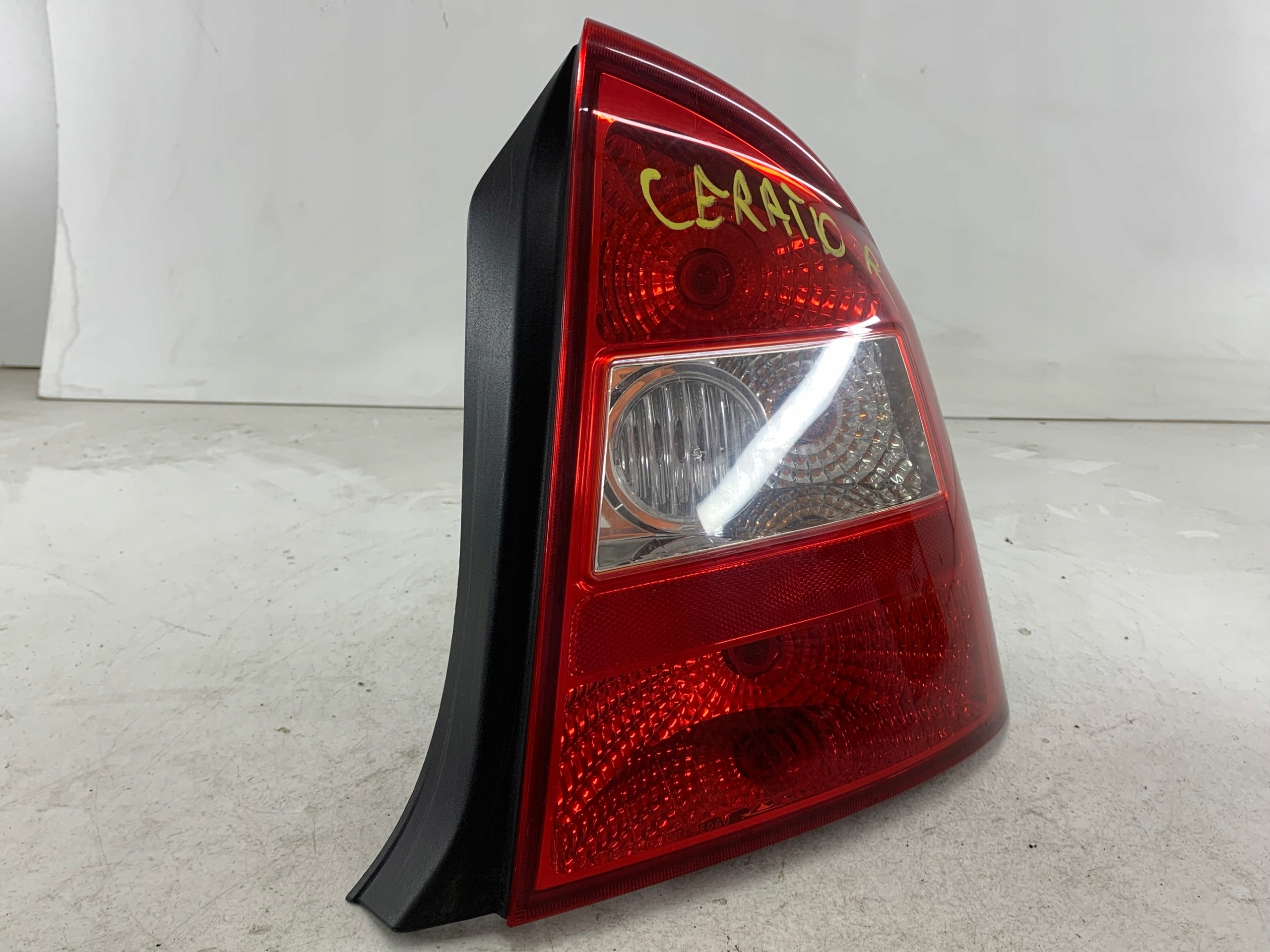 KIA CERATO and light left rear part nice