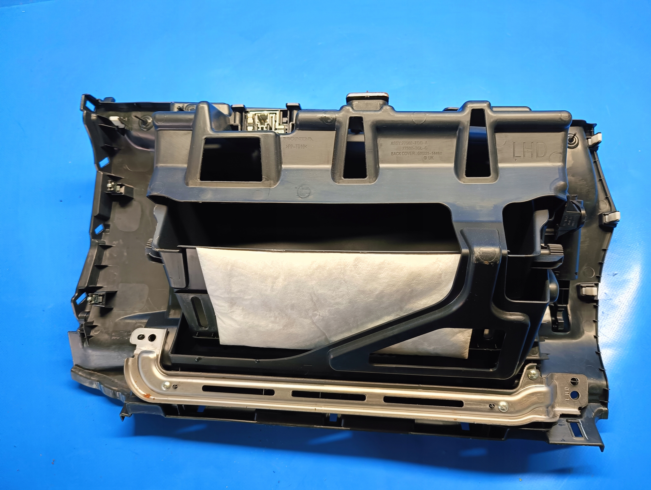 бардачок пассажира Honda Civic X 17-21r.