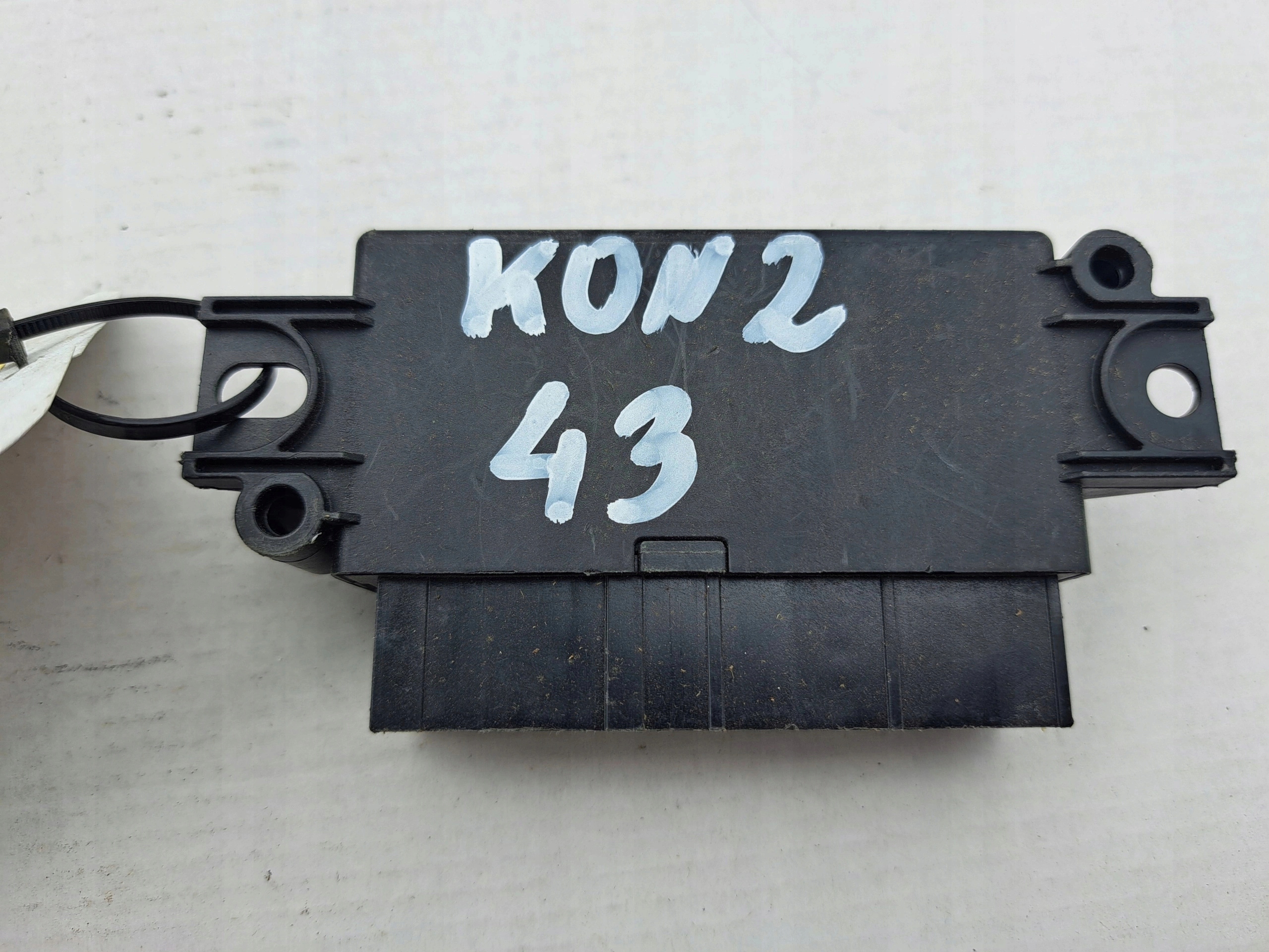 NISSAN computer ECU control unit E116731 285384ET1C