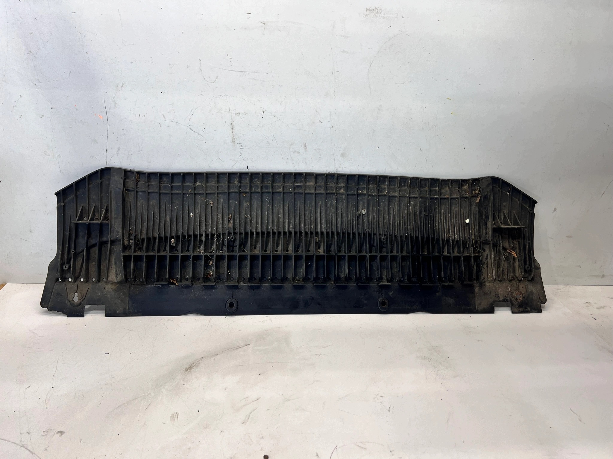 blende abdeckung abdeckung unter stoßstange AUDI A5 8T LIFT 8T0807611A