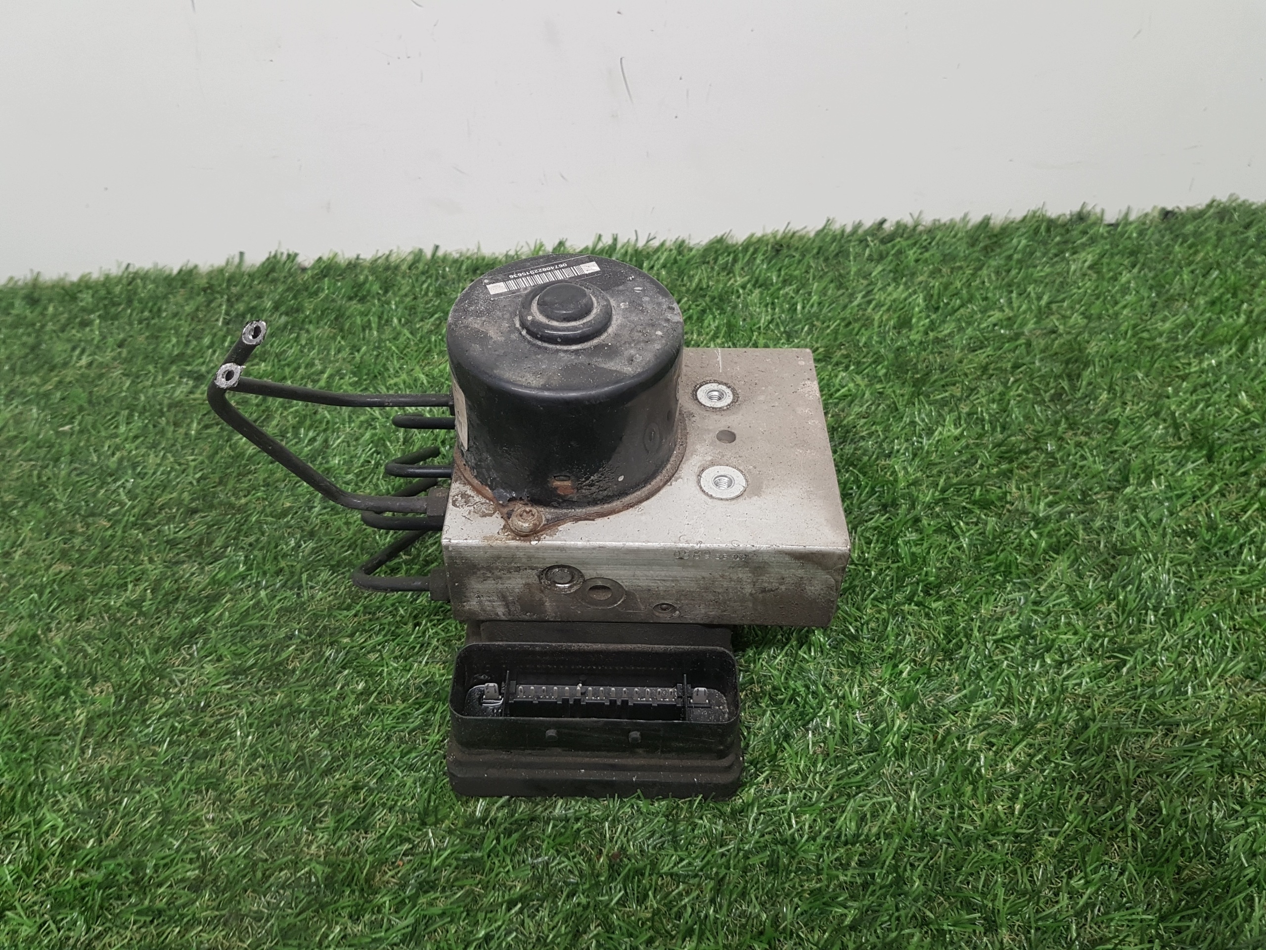 pump ABS VOLKSWAGEN T5 7H0614111E