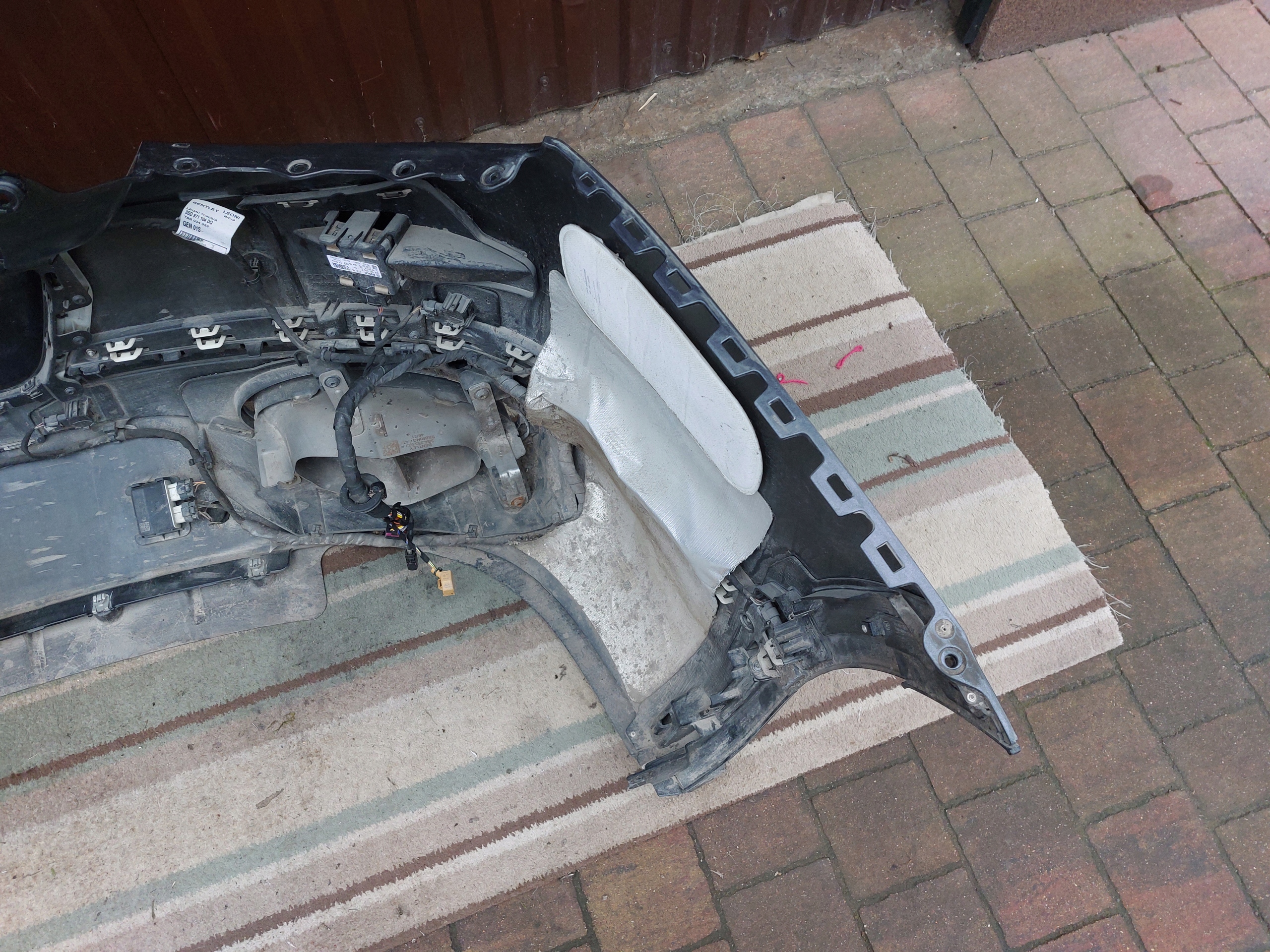 bumper rear part BENTLEY CONTINENTAL GT SPEED 21R Anthracite GREY Metallic