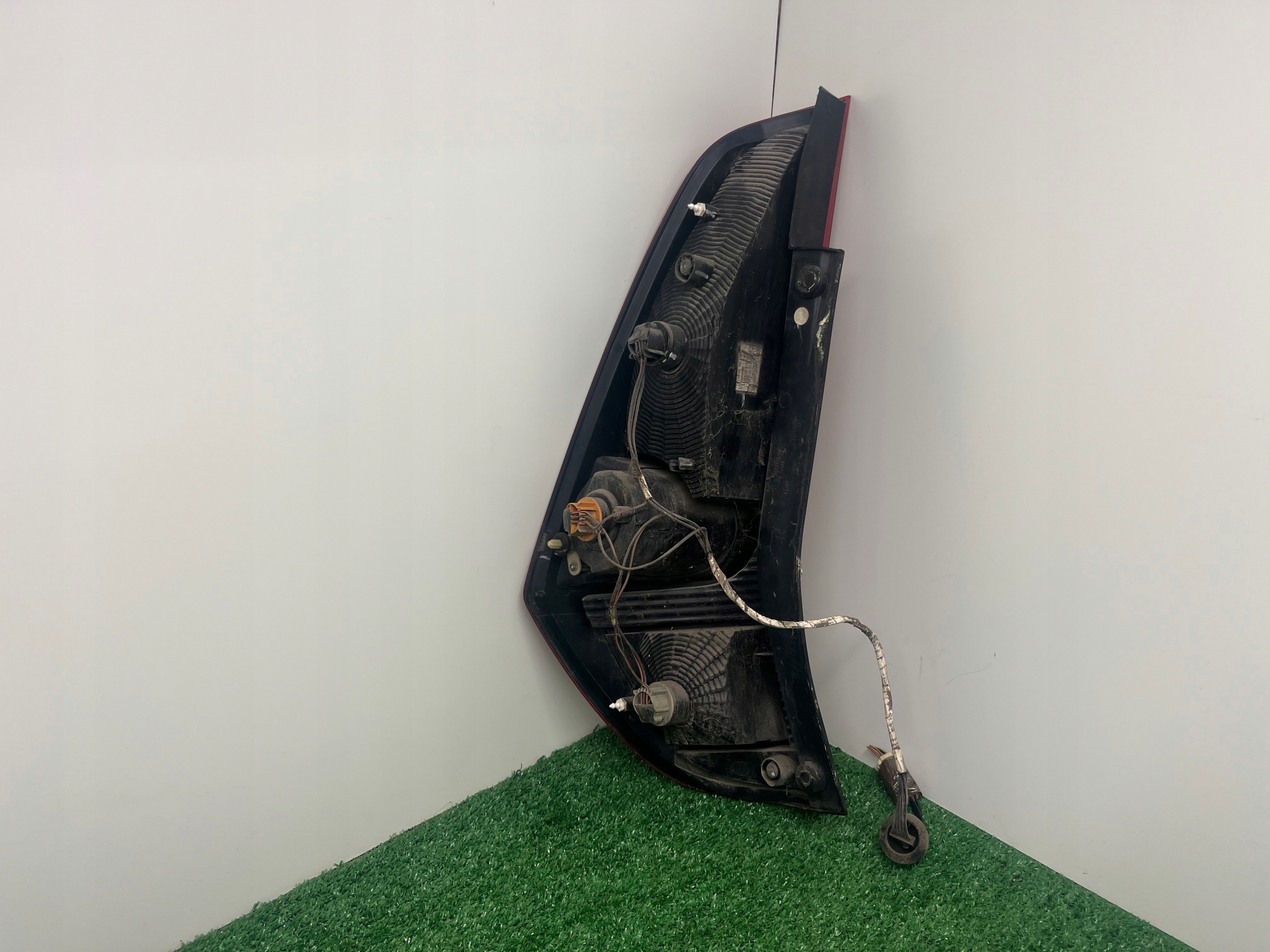 light right rear SUZUKI SPLASH 89071608