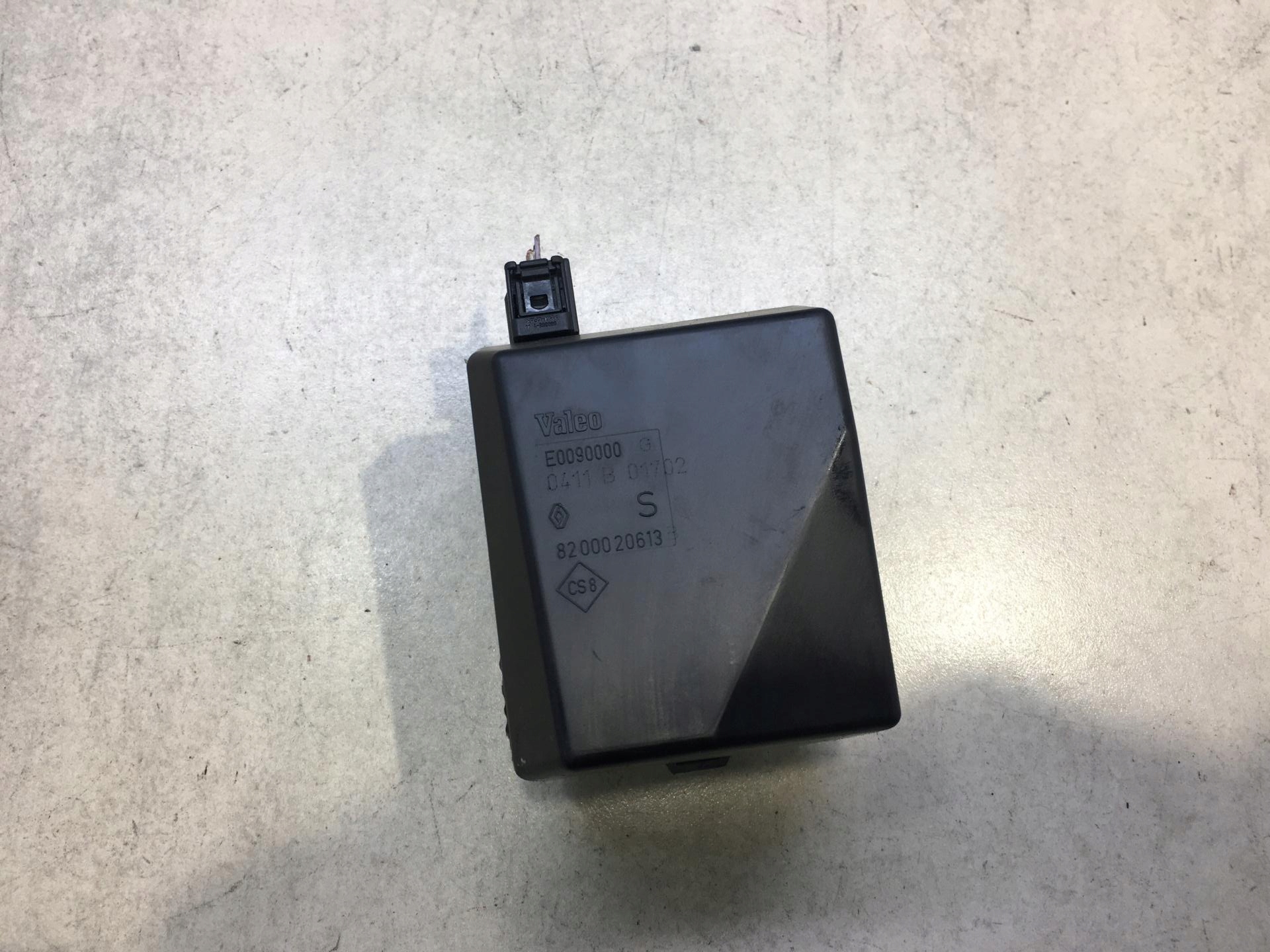 BLOKADA des Lenkrads LAGUNA II 1.9 DCI 8200020613